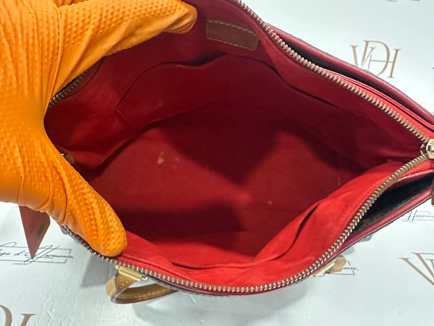382945 -  - Louis Vuitton Pallas