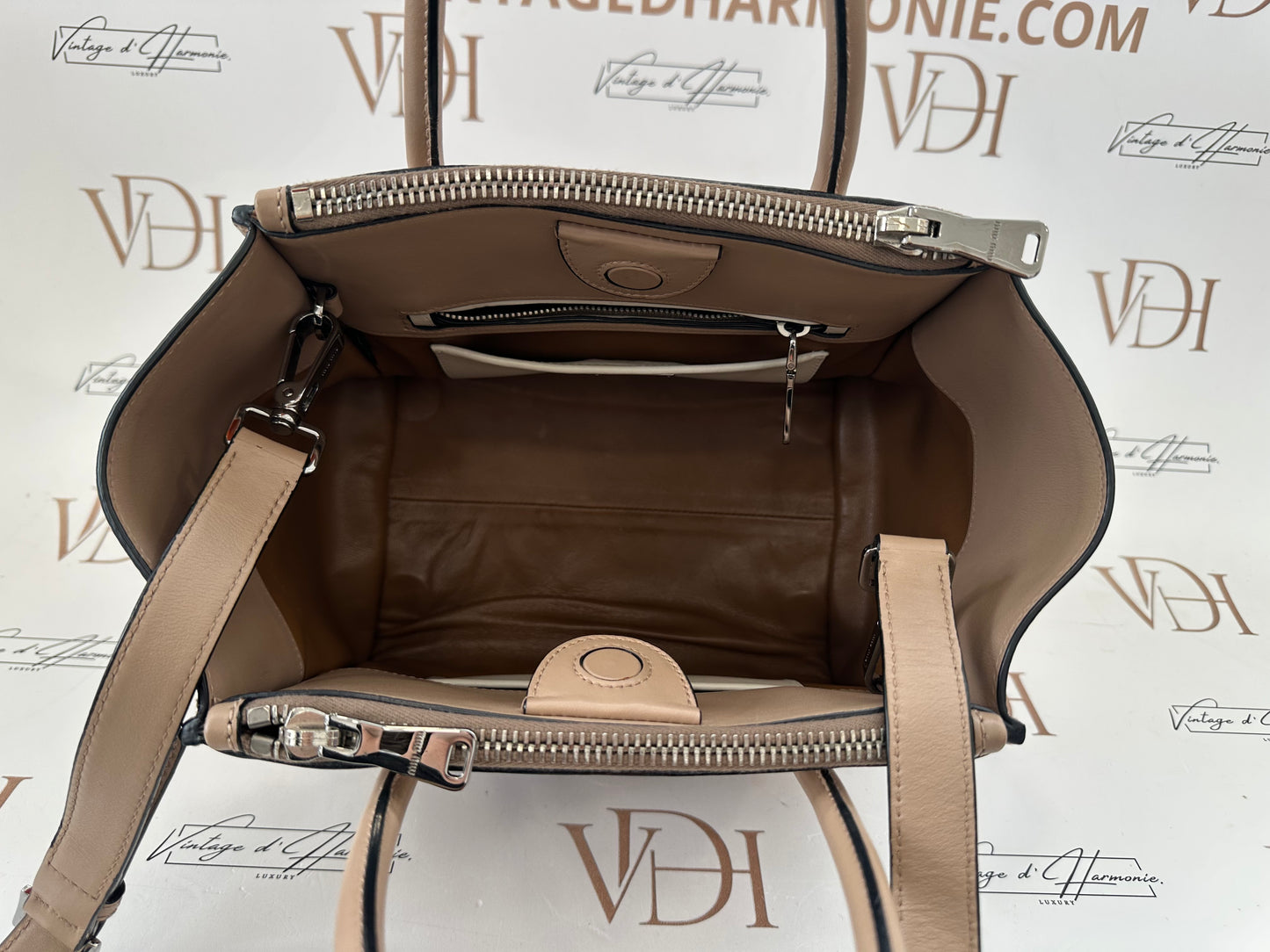 384324 - Miu Miu