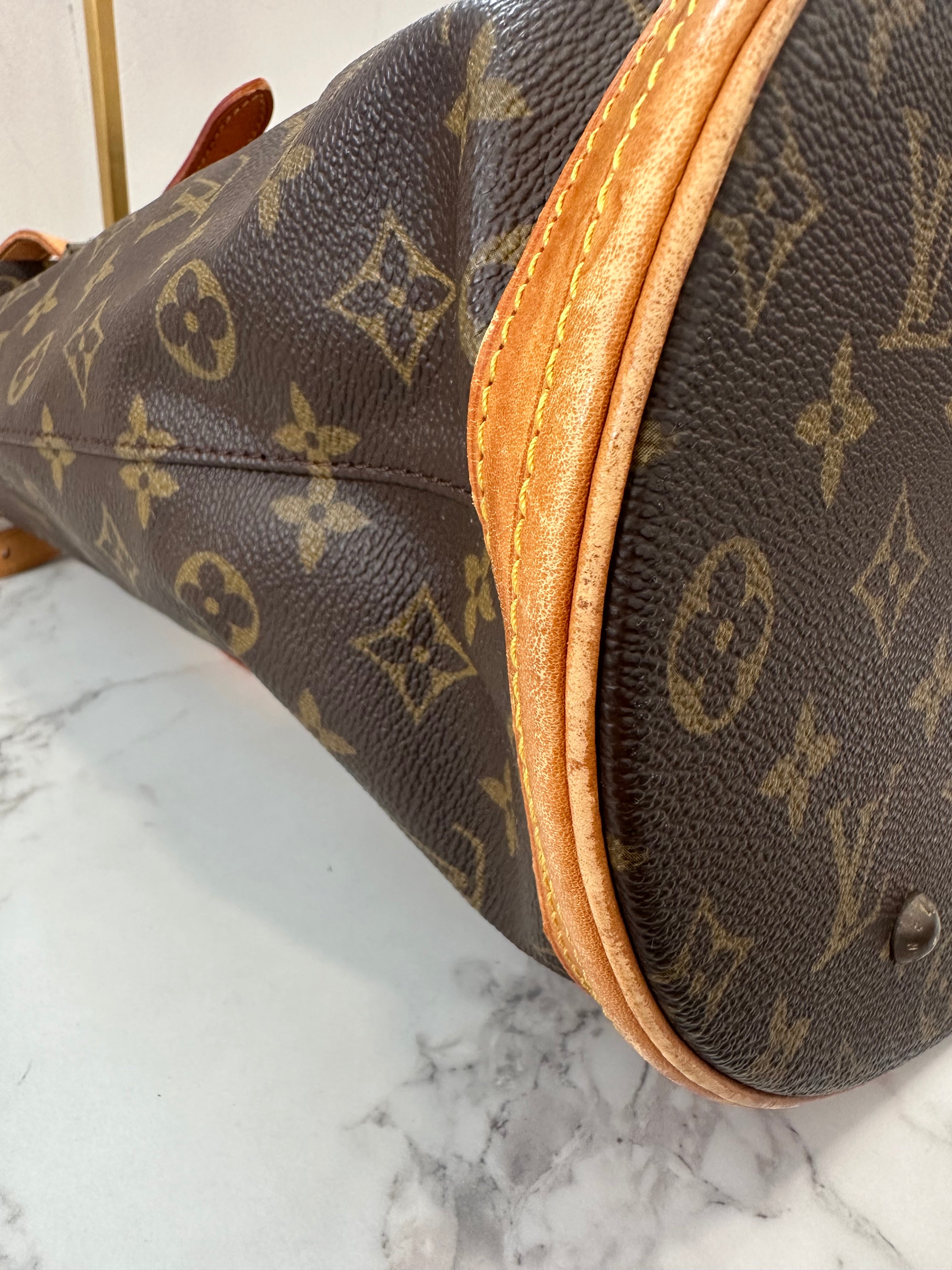 Louis Vuitton Bucket GM