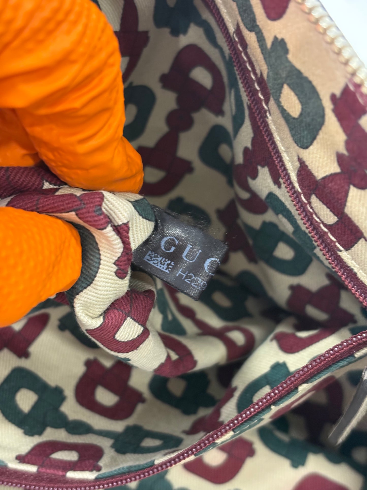 383666 - Gucci Abbey