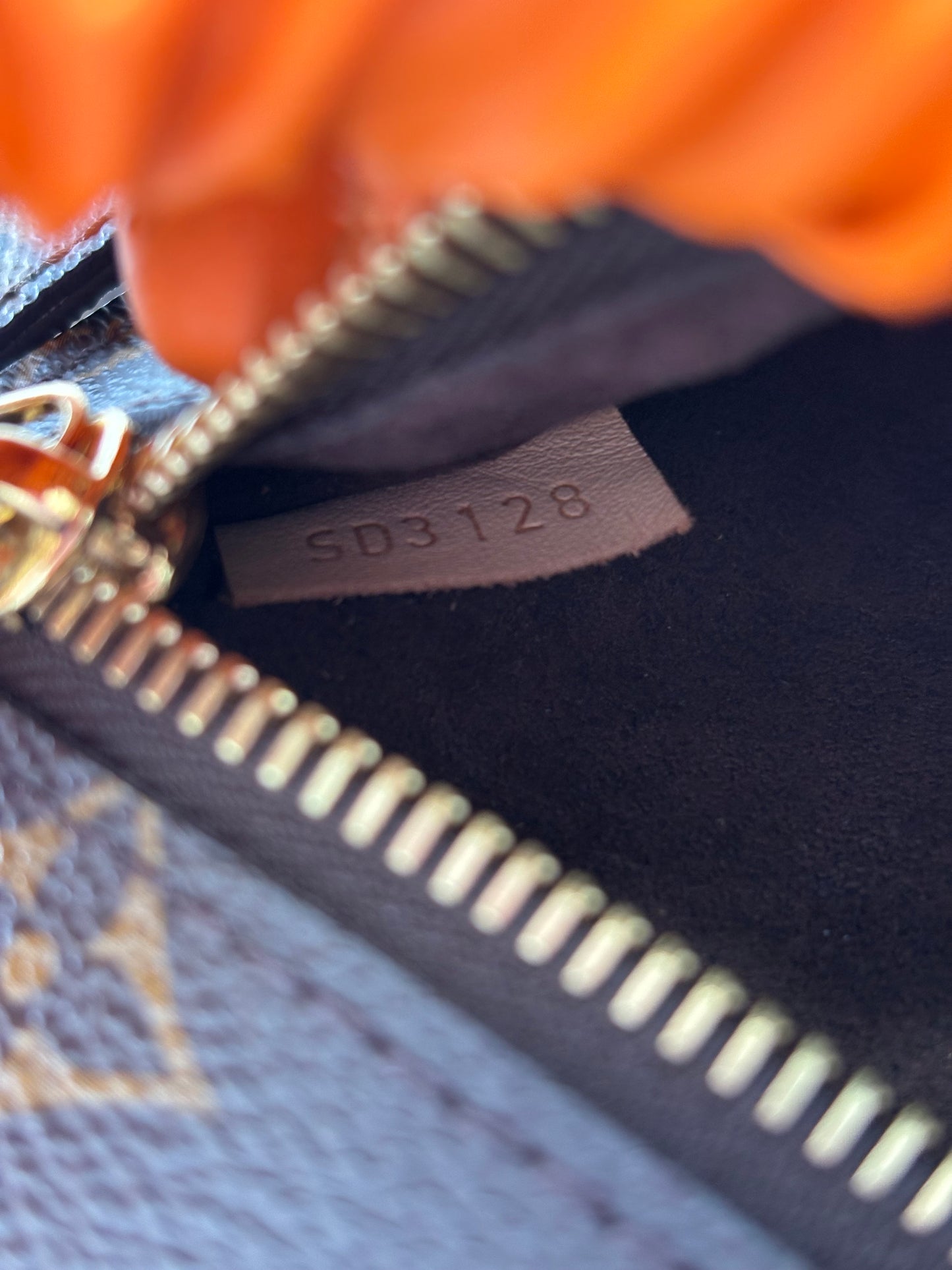 200885 - Louis Vuitton Metis