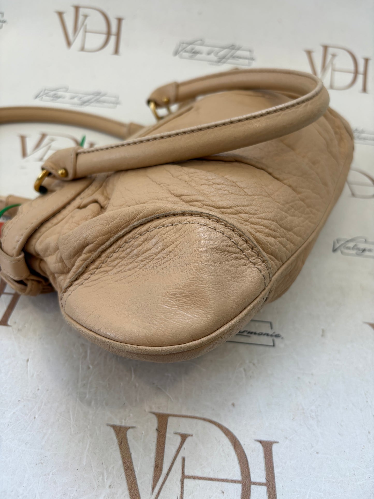 017241 - Salvatore Ferragamo Beige