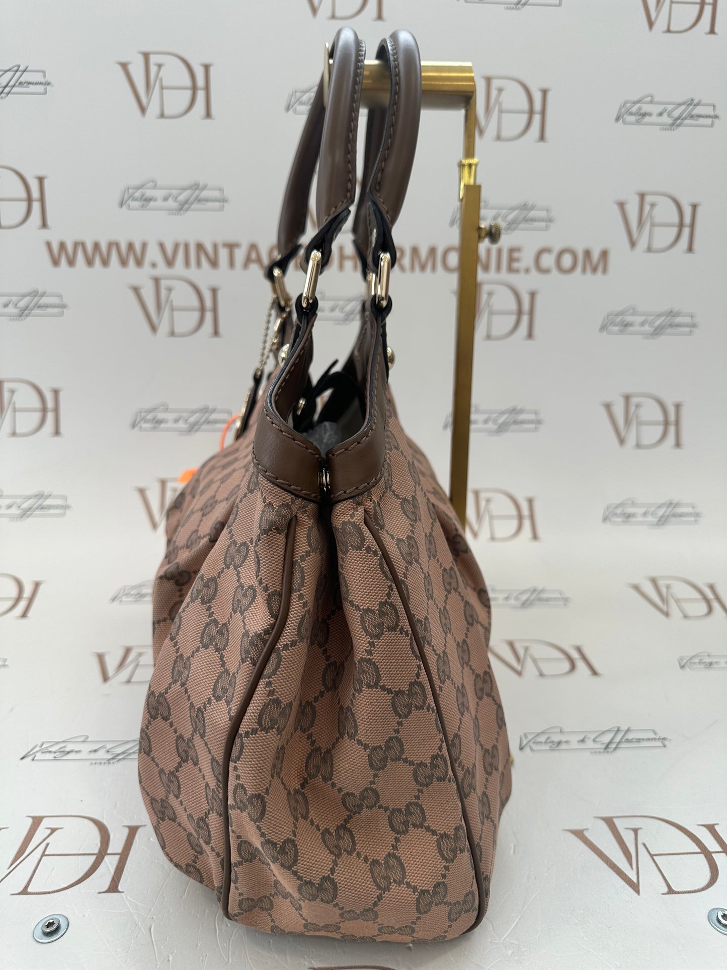 382508 - Gucci Sukey