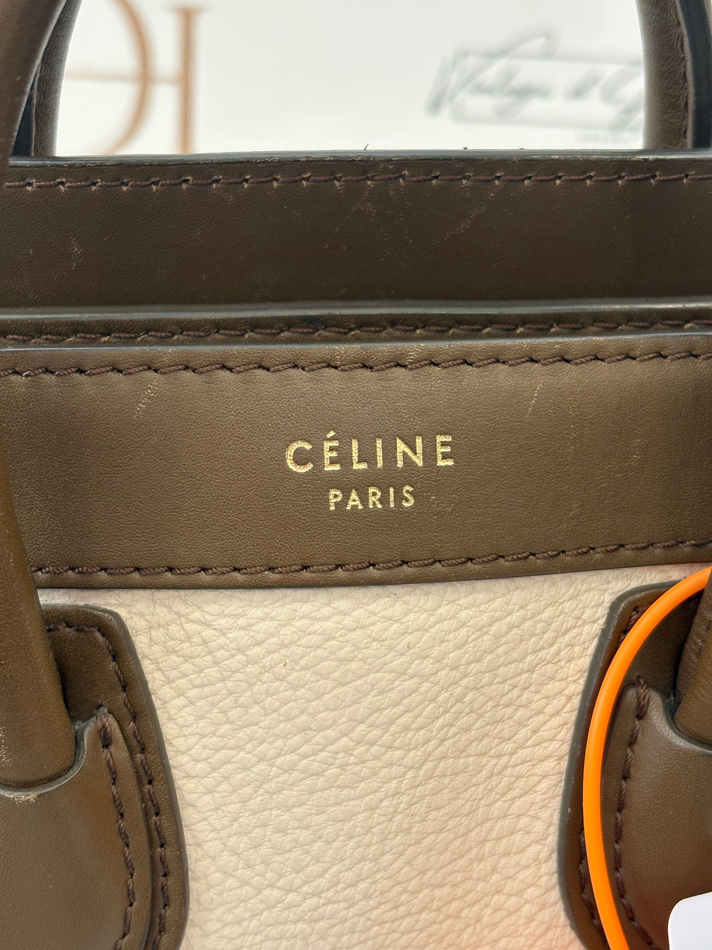 384195 - Céline Luggage