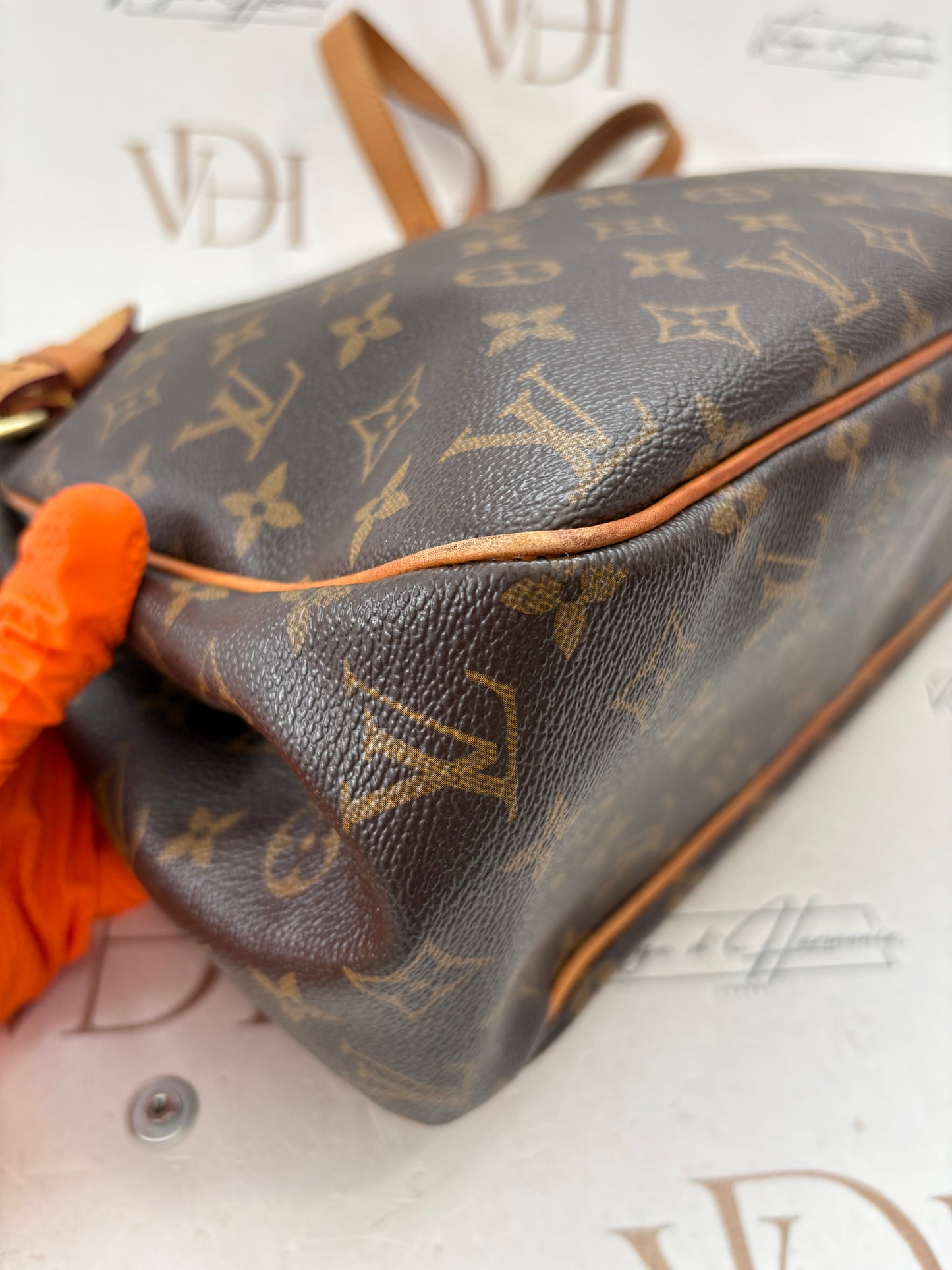 018048 - Louis Vuitton Batignolles Horizontal