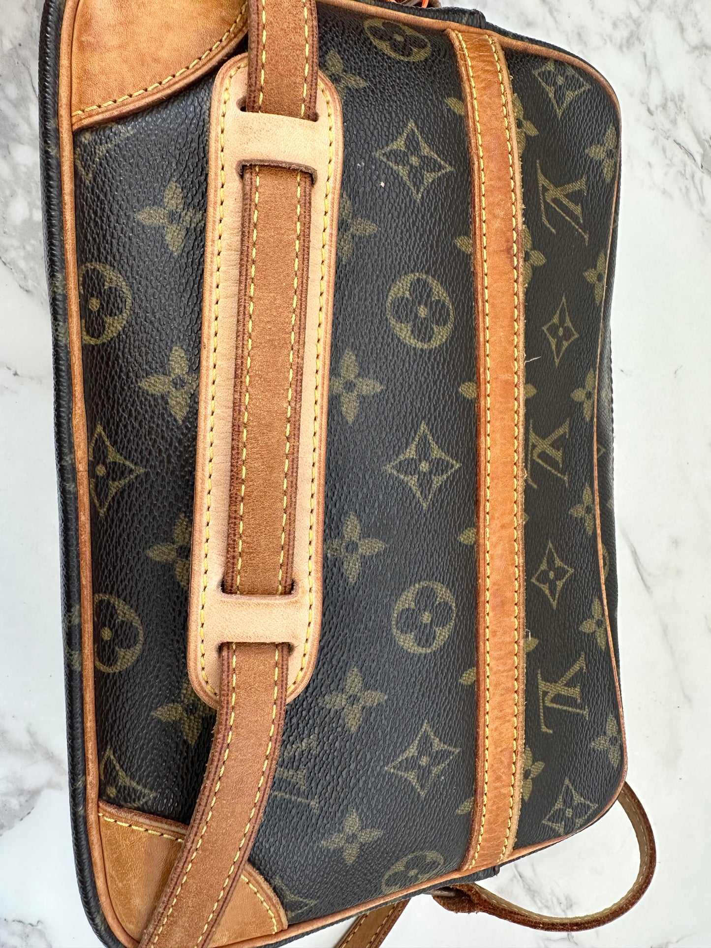 Louis Vuitton Trocadero 27