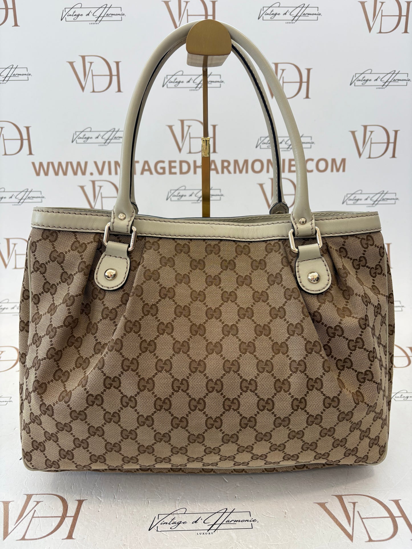 201064 - Gucci Sukey