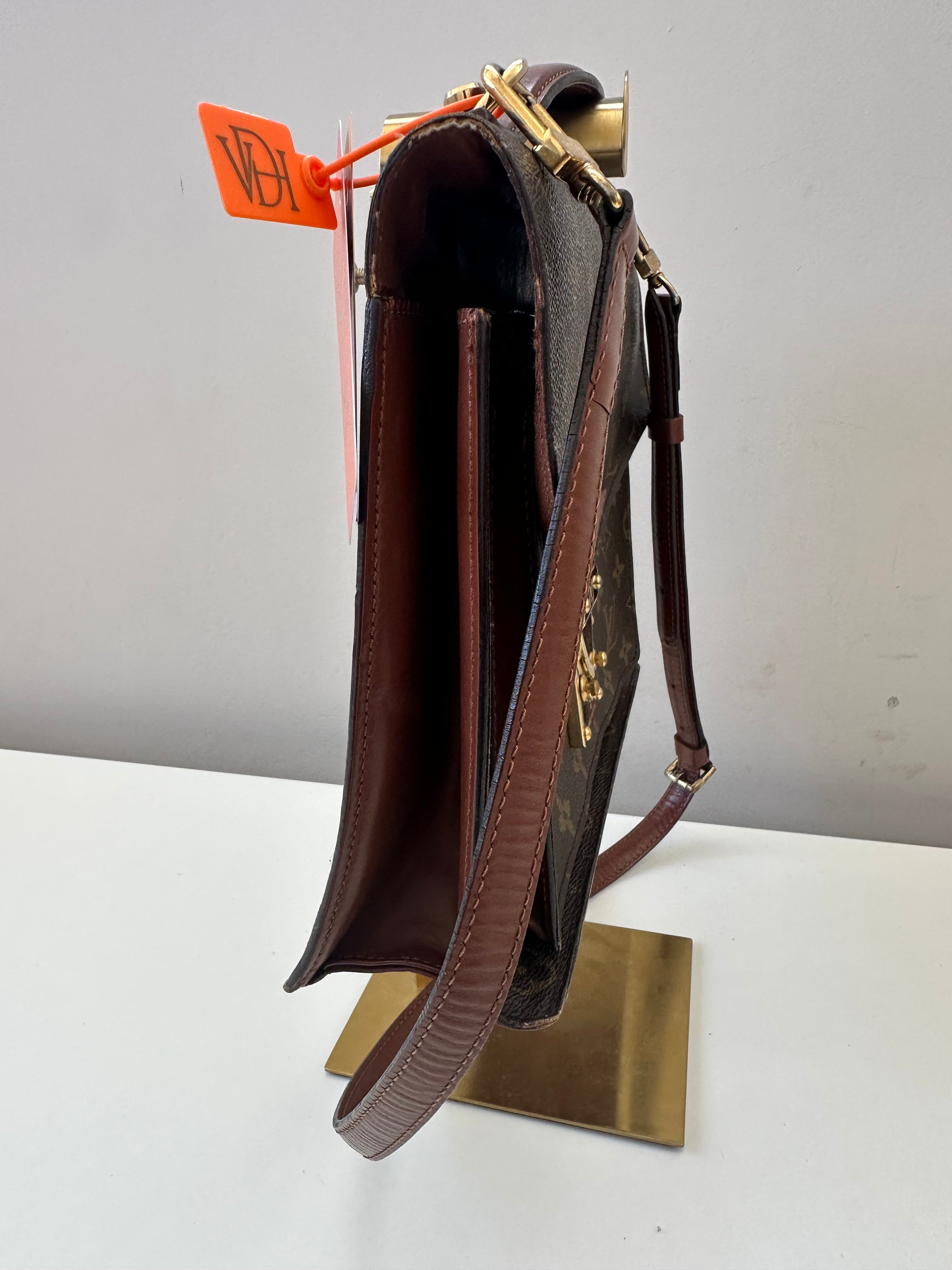 Louis Vuitton Monceau 28