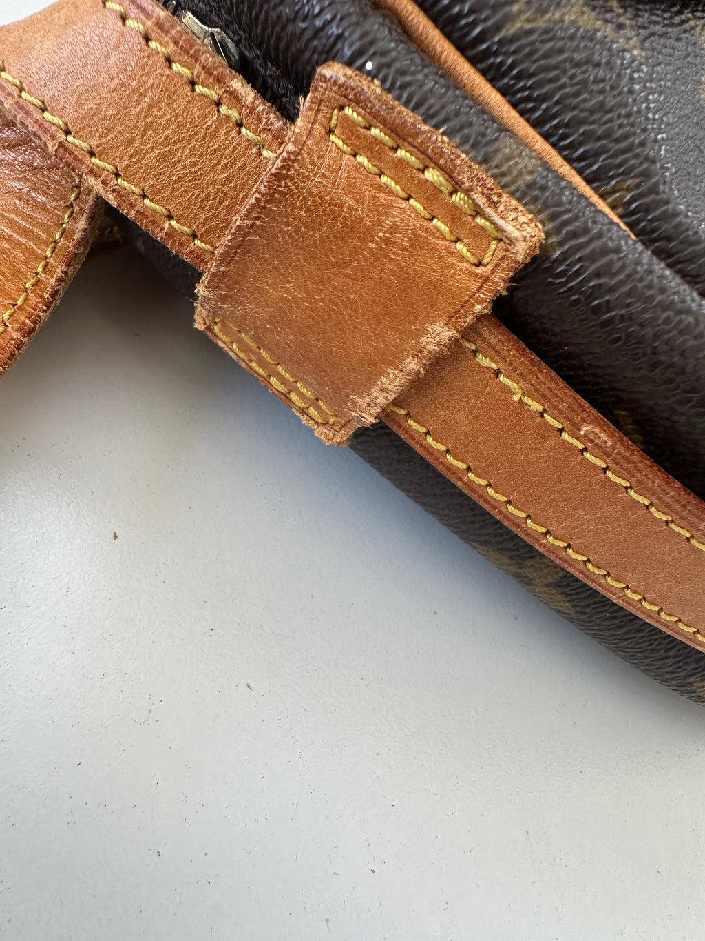 Louis Vuitton Jeune Fille