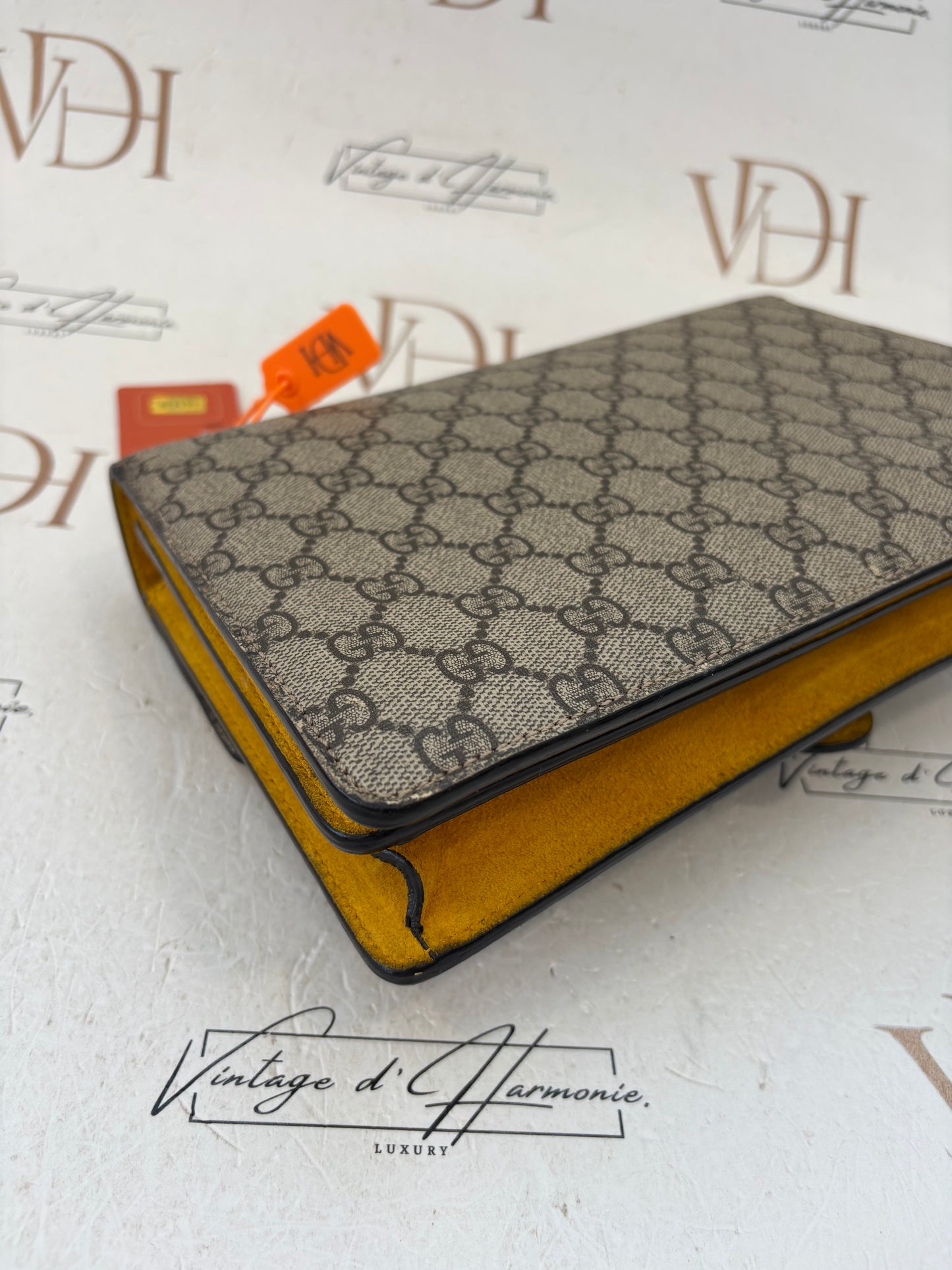 201438 - Gucci Dionysus