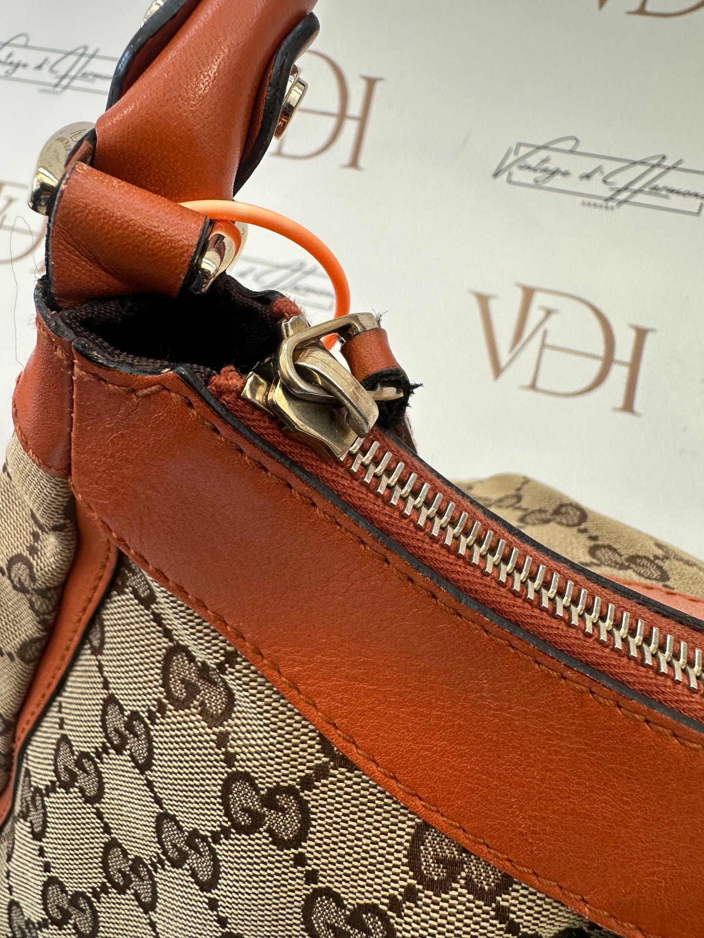 382519 - Gucci Abbey