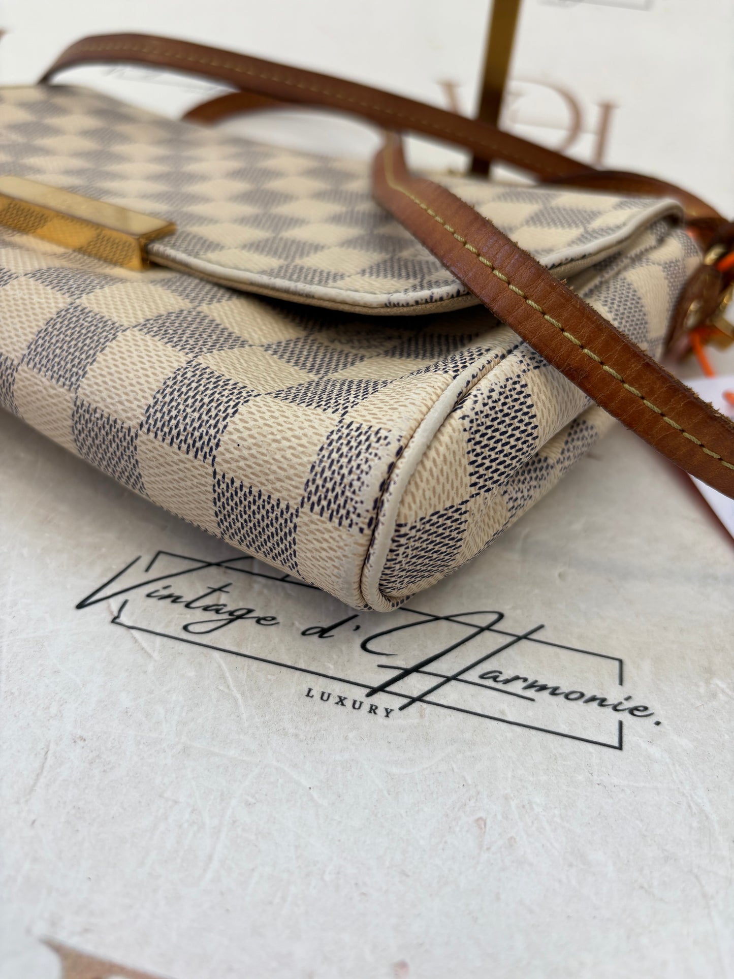 383613 - Louis Vuitton Favorite