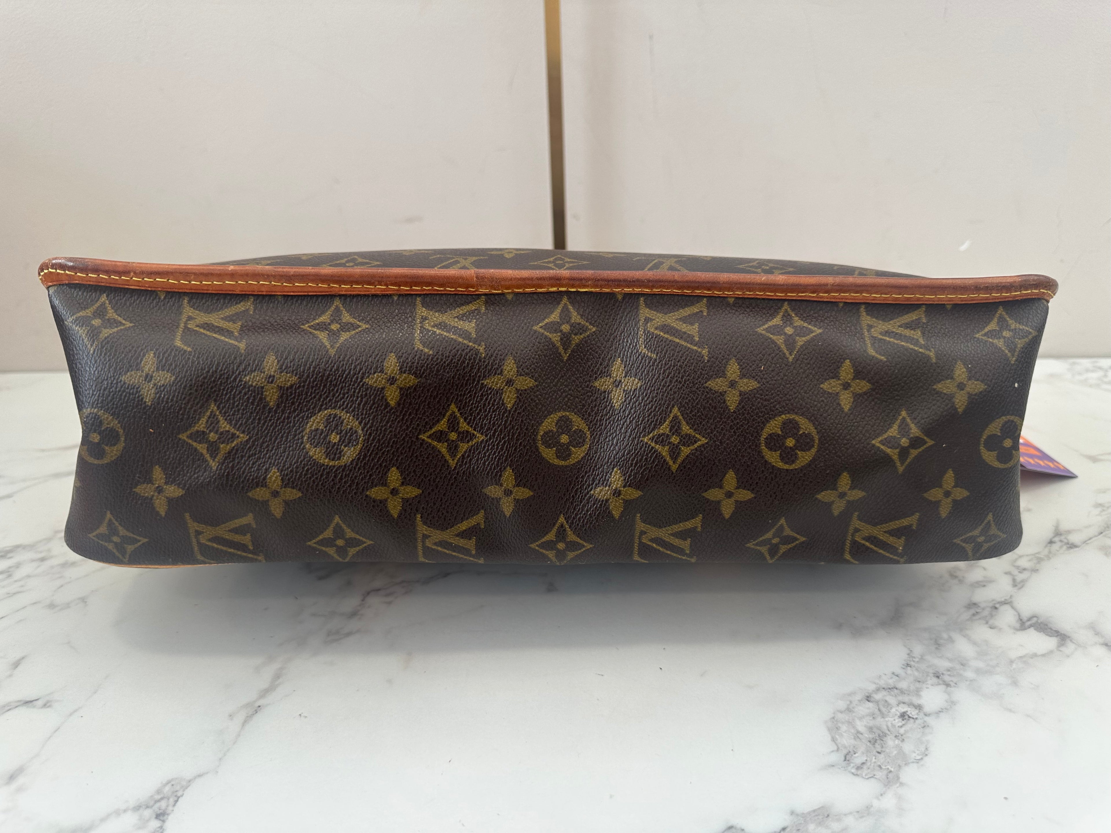Louis Vuitton Gibeciere GM
