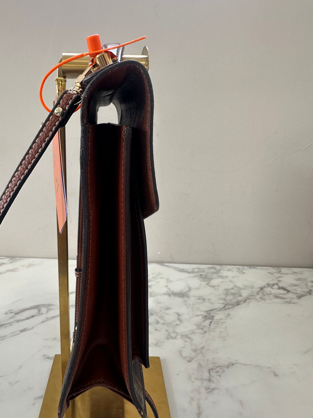 Louis Vuitton Monceau 28