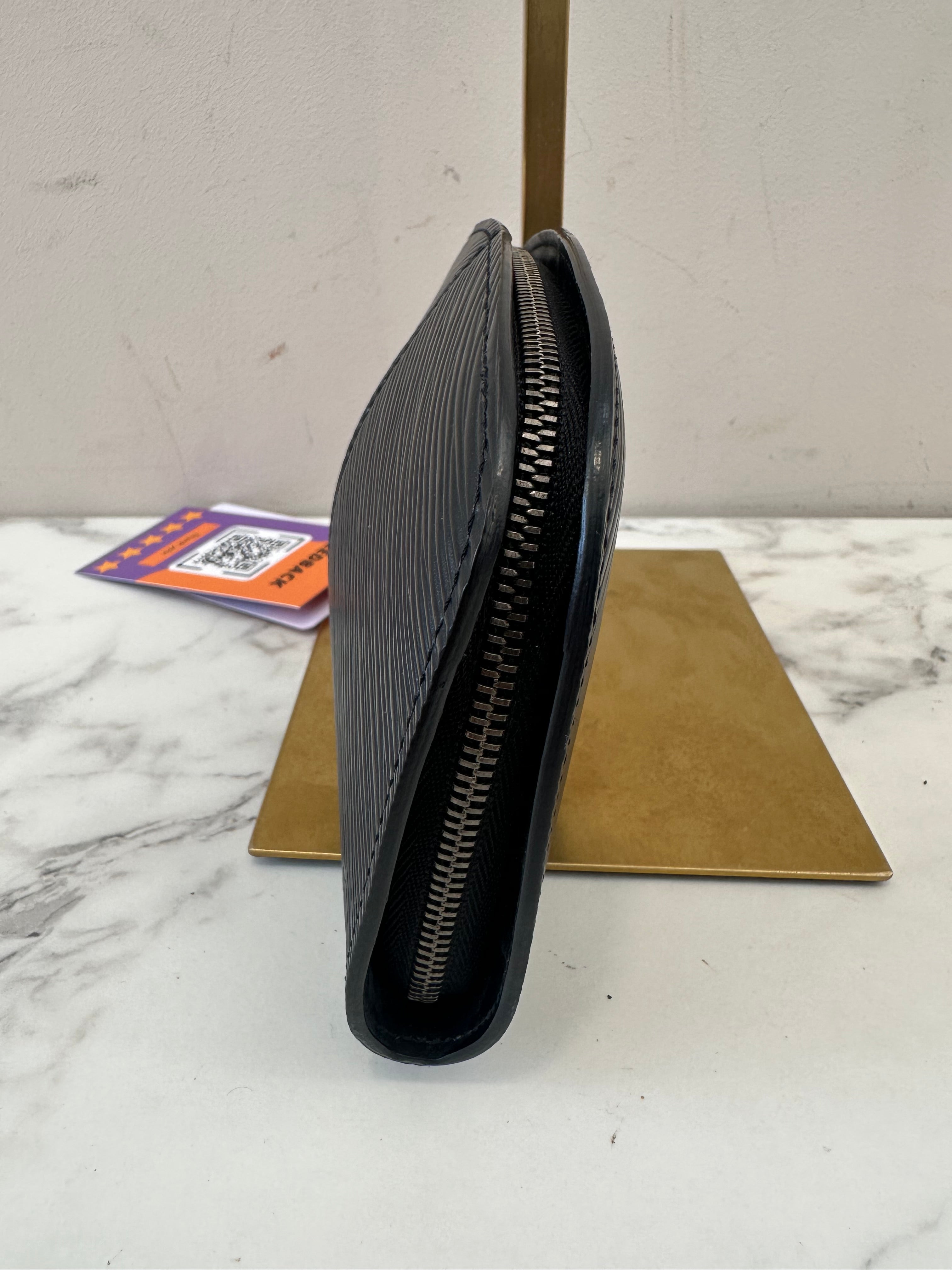 Louis Vuitton Monnaie Black Epi