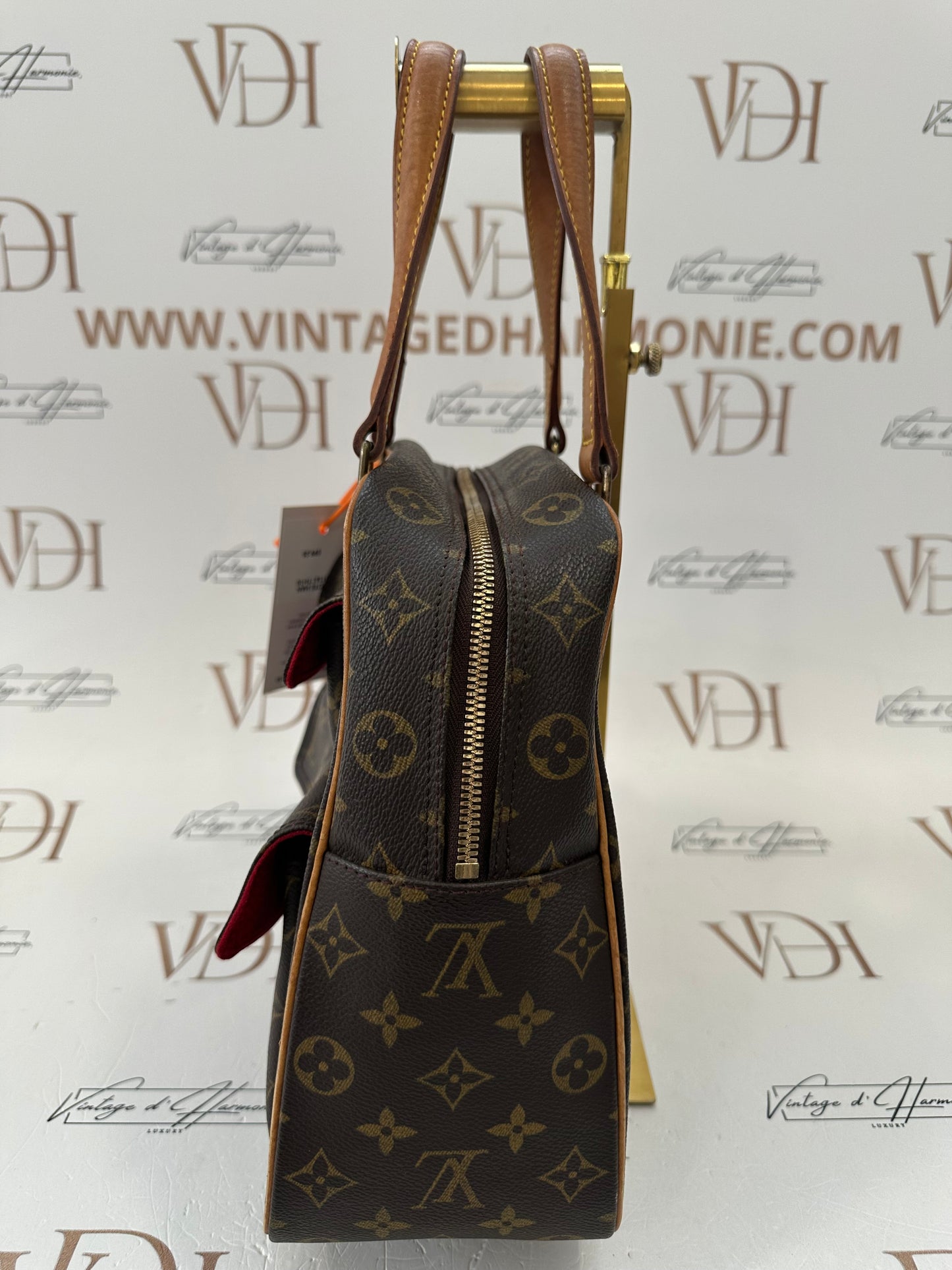 017766 - Louis Vuitton Excentricite