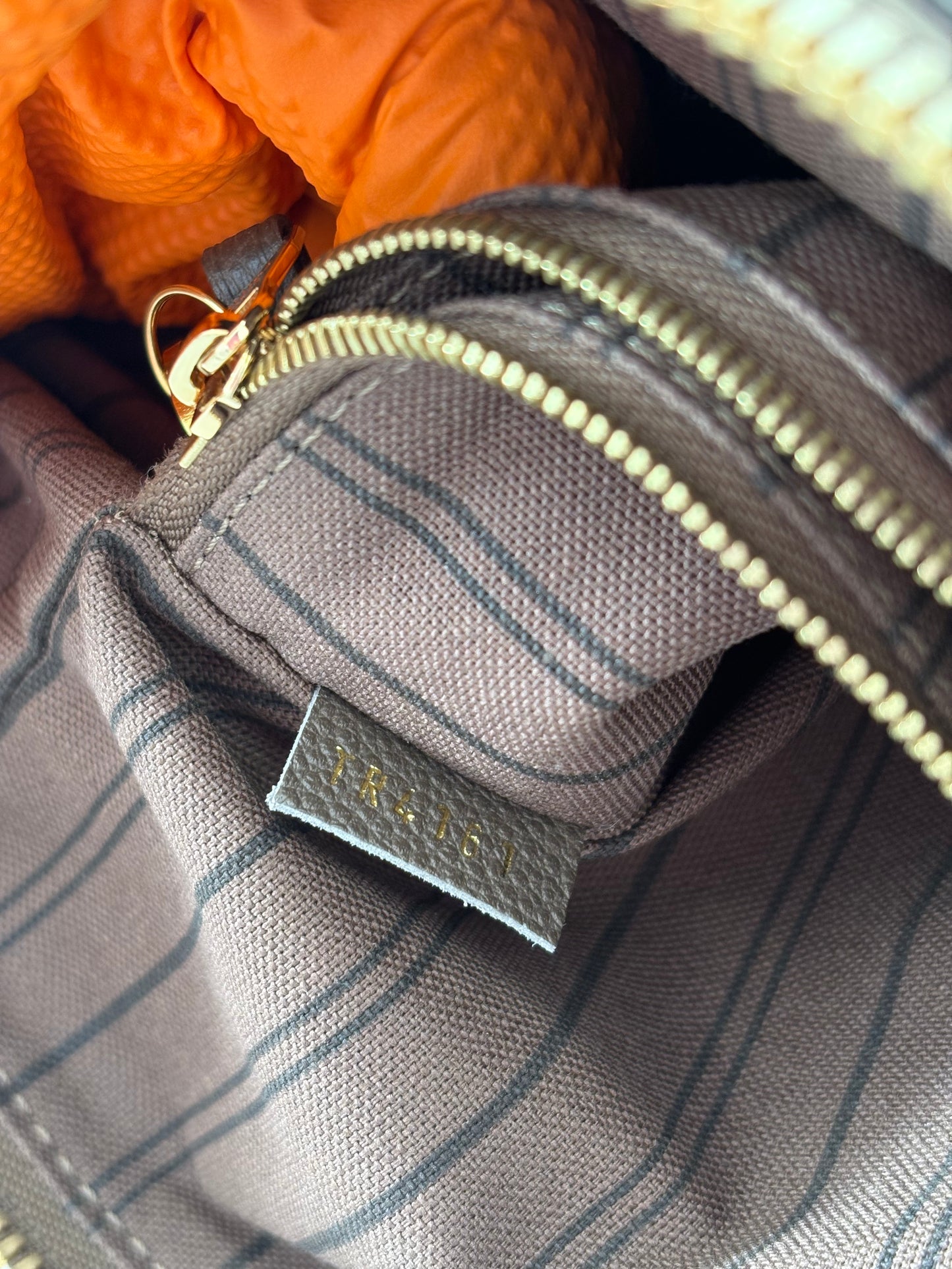 201772 - Louis Vuitton Lumineuse