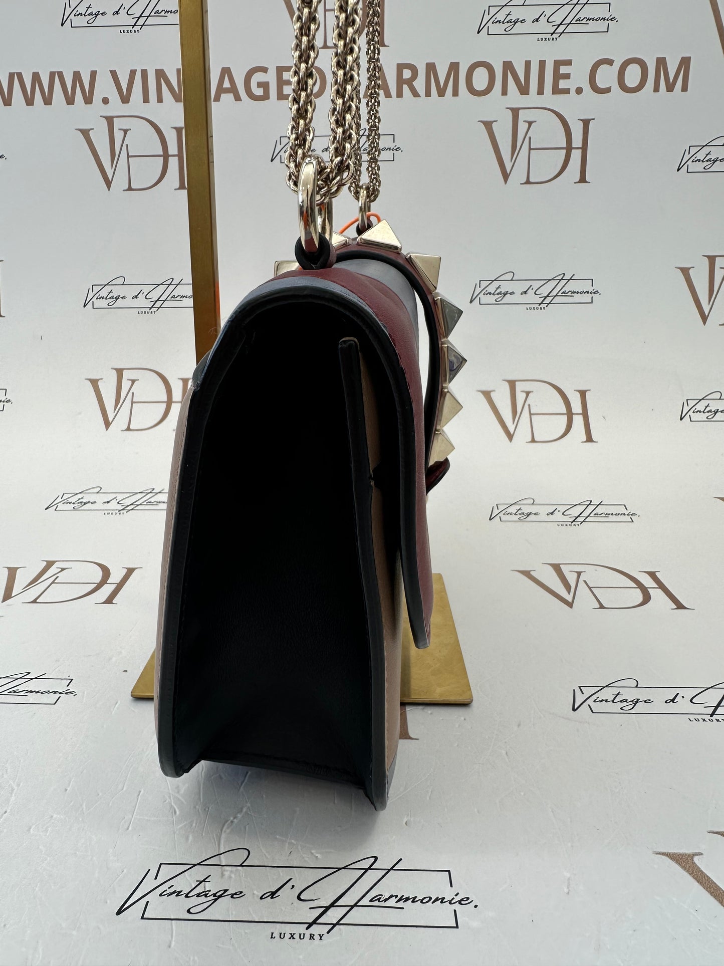 382353 - Valentino Glam Look