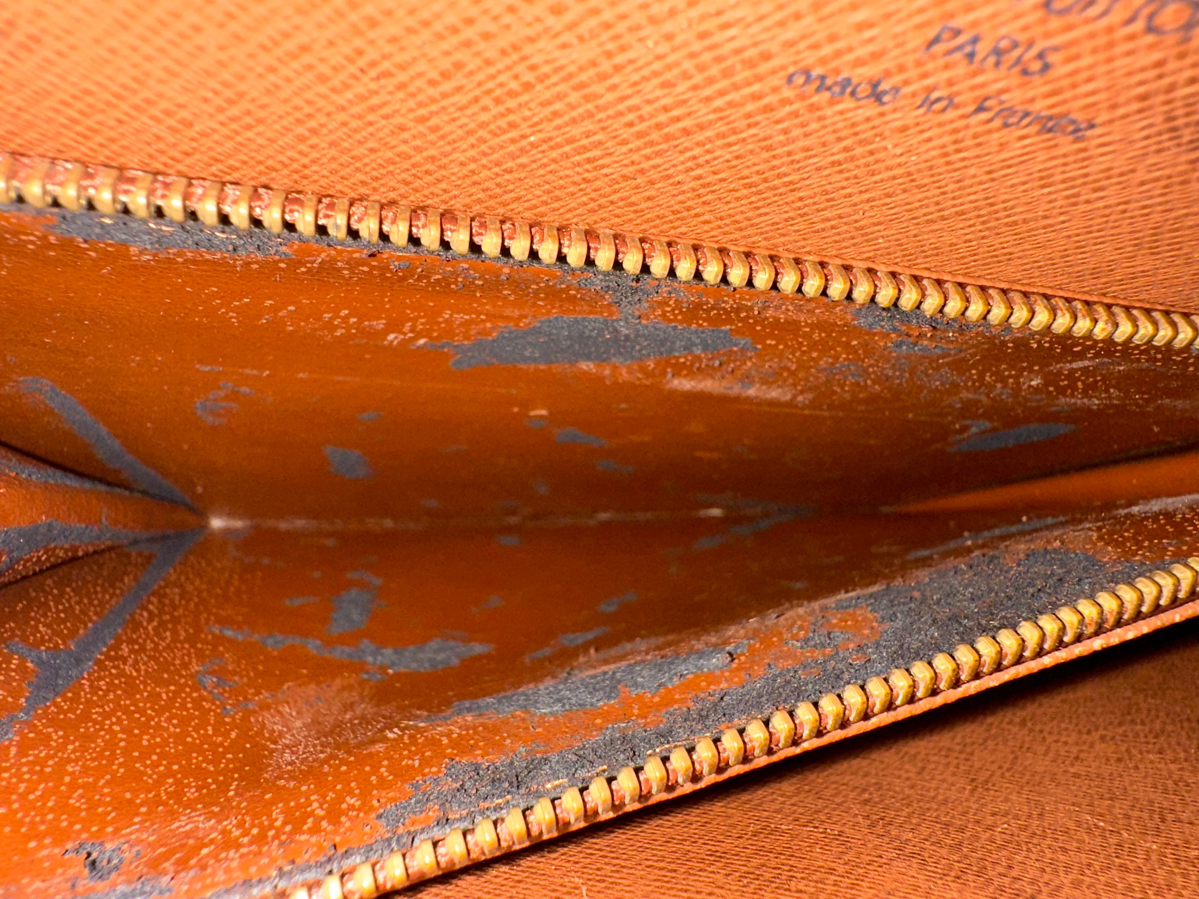 Louis Vuitton Courcelles