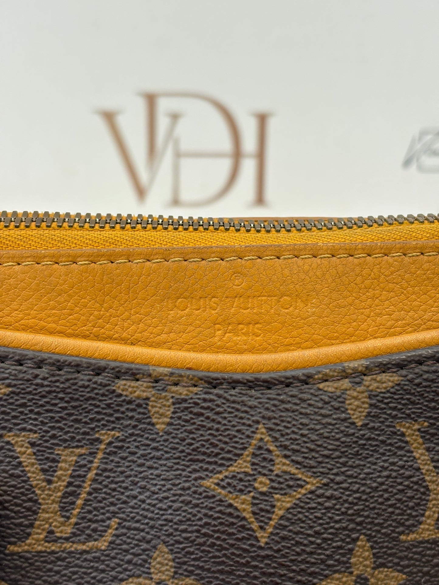 201113 - Louis Vuitton Pallas