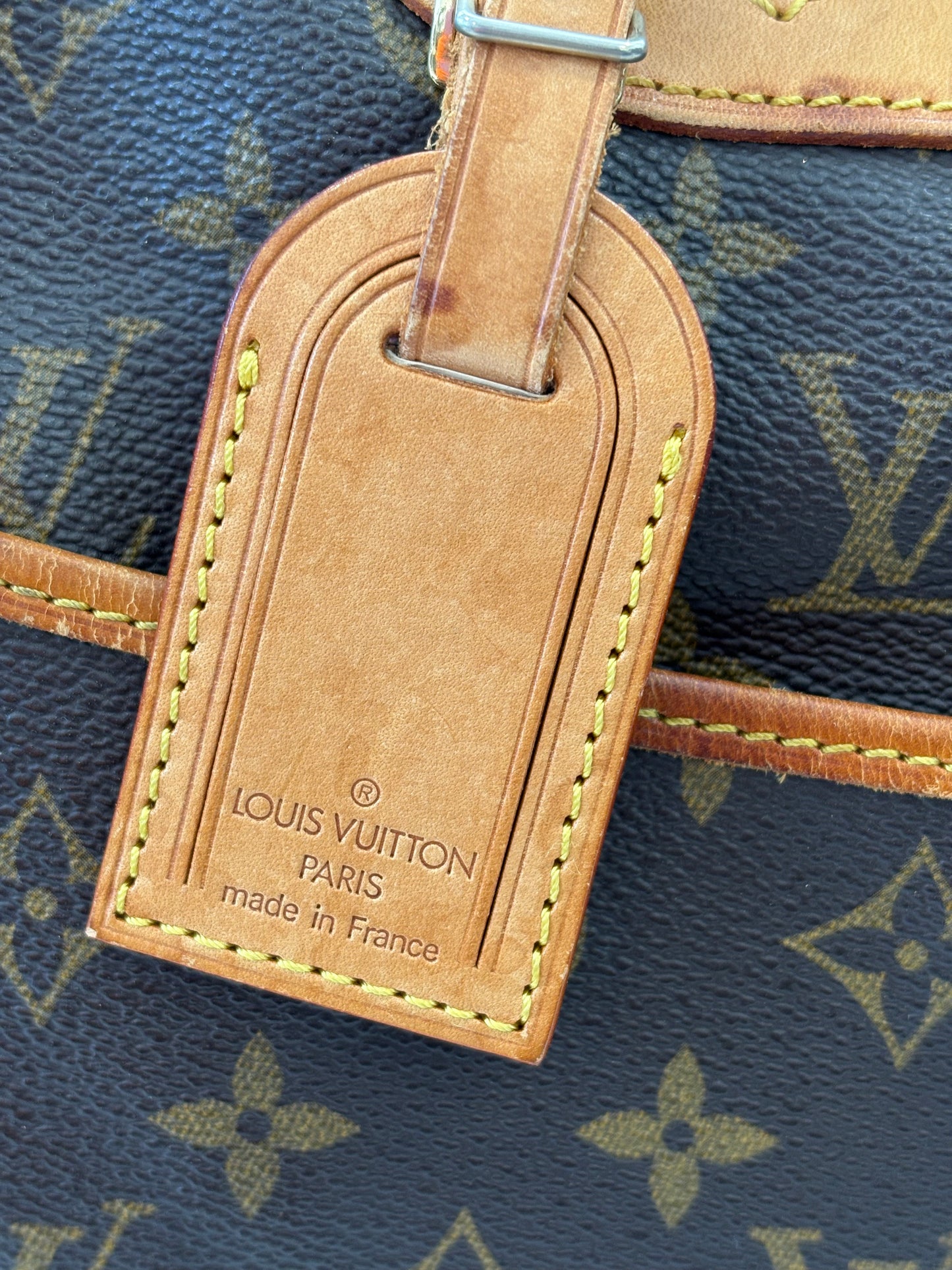 018941 - Louis Vuitton Deauville