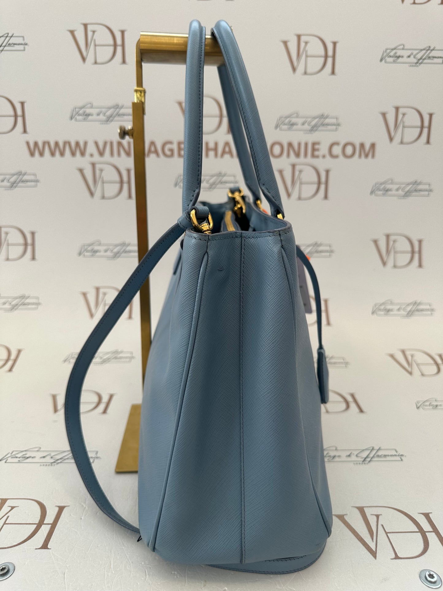 382868 - Prada Galleria