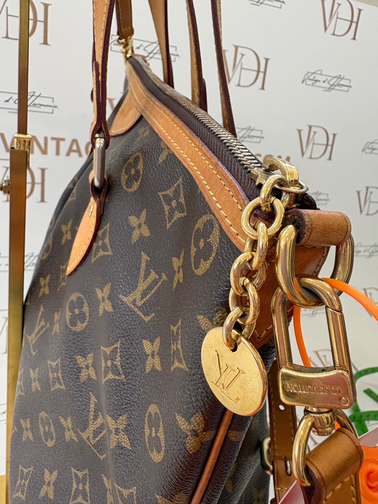 384205 - Louis Vuitton Palermo