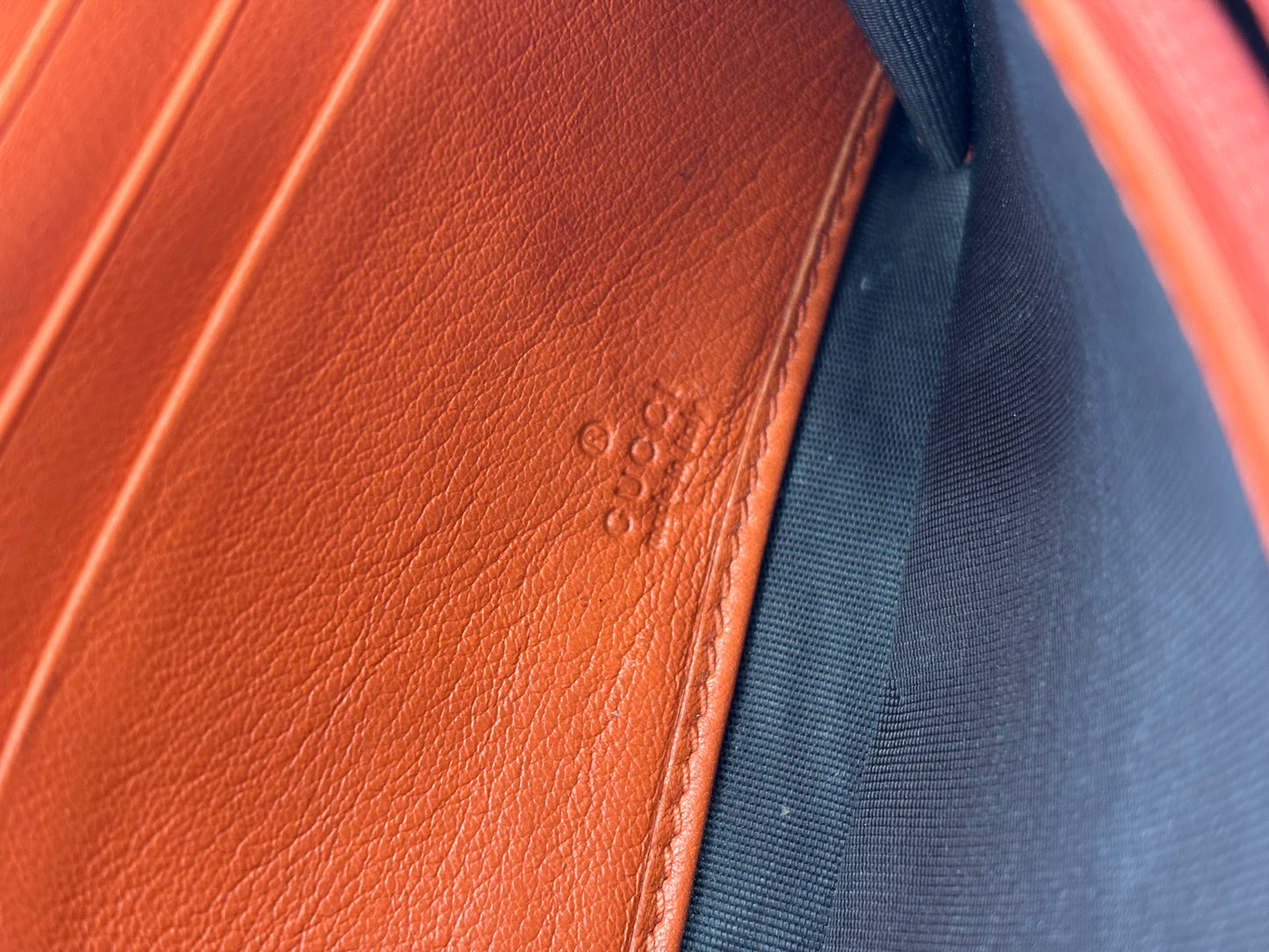 382980 - Gucci Microguccissima Wallet