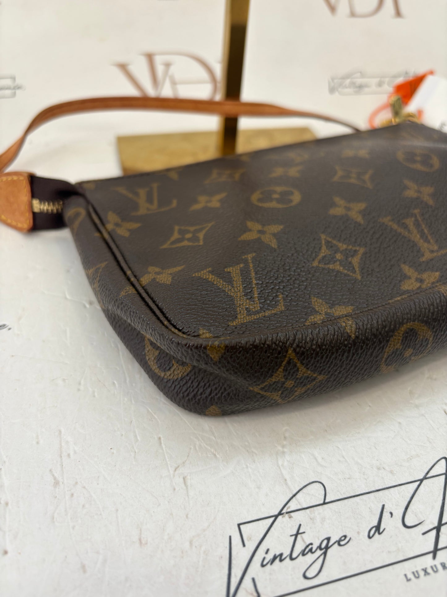 018729 - Louis Vuitton Pochette Accessoires