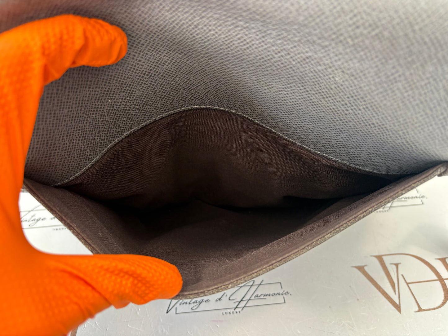 383270 - Louis Vuitton Roman