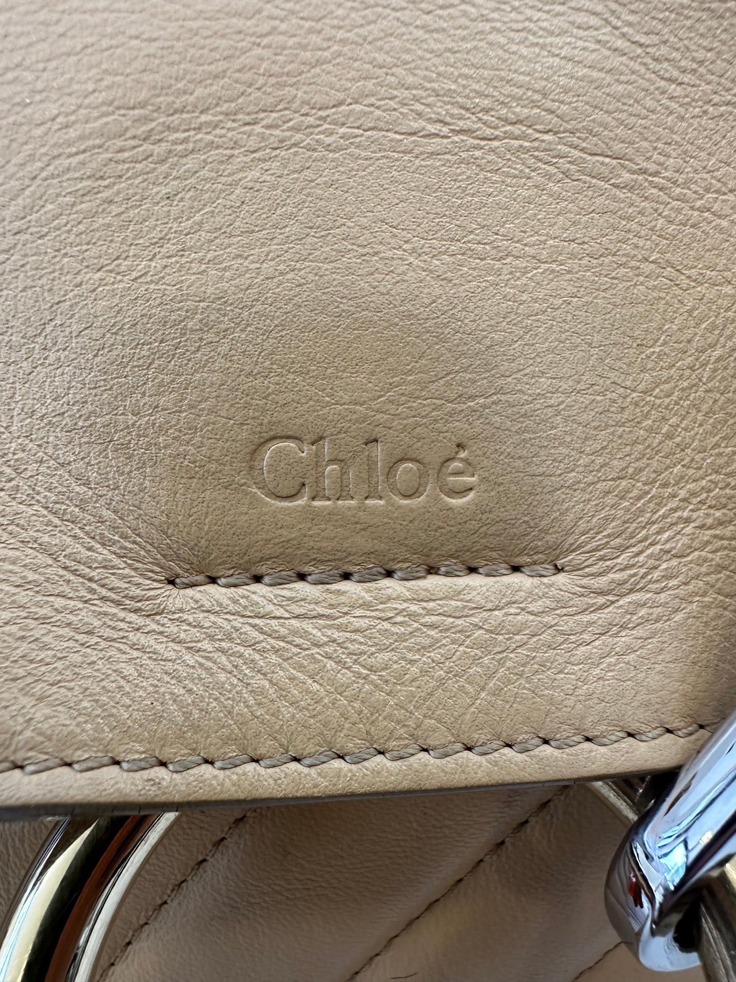 382384 - Chloè Faye