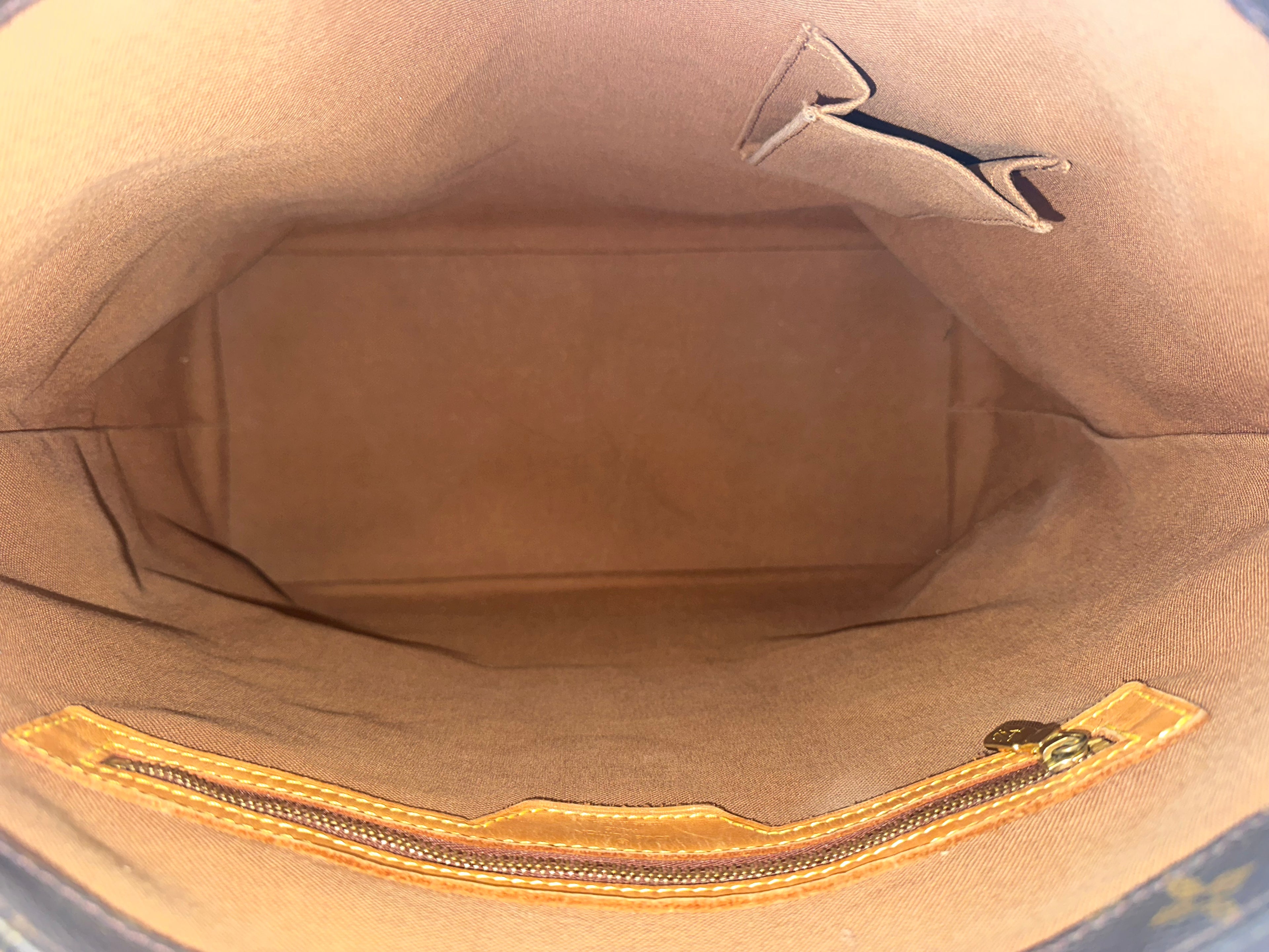 Louis Vuitton Cabas Mezzo