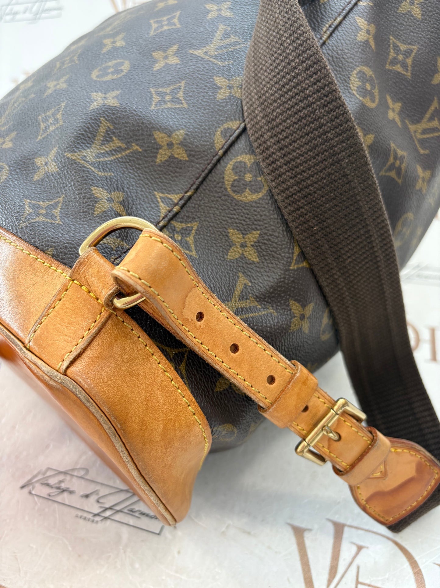 018565 - Louis Vuitton Montsouris GM