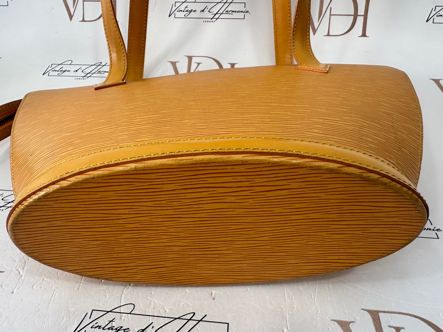 016875 - Louis Vuitton Epi Saint Jacques