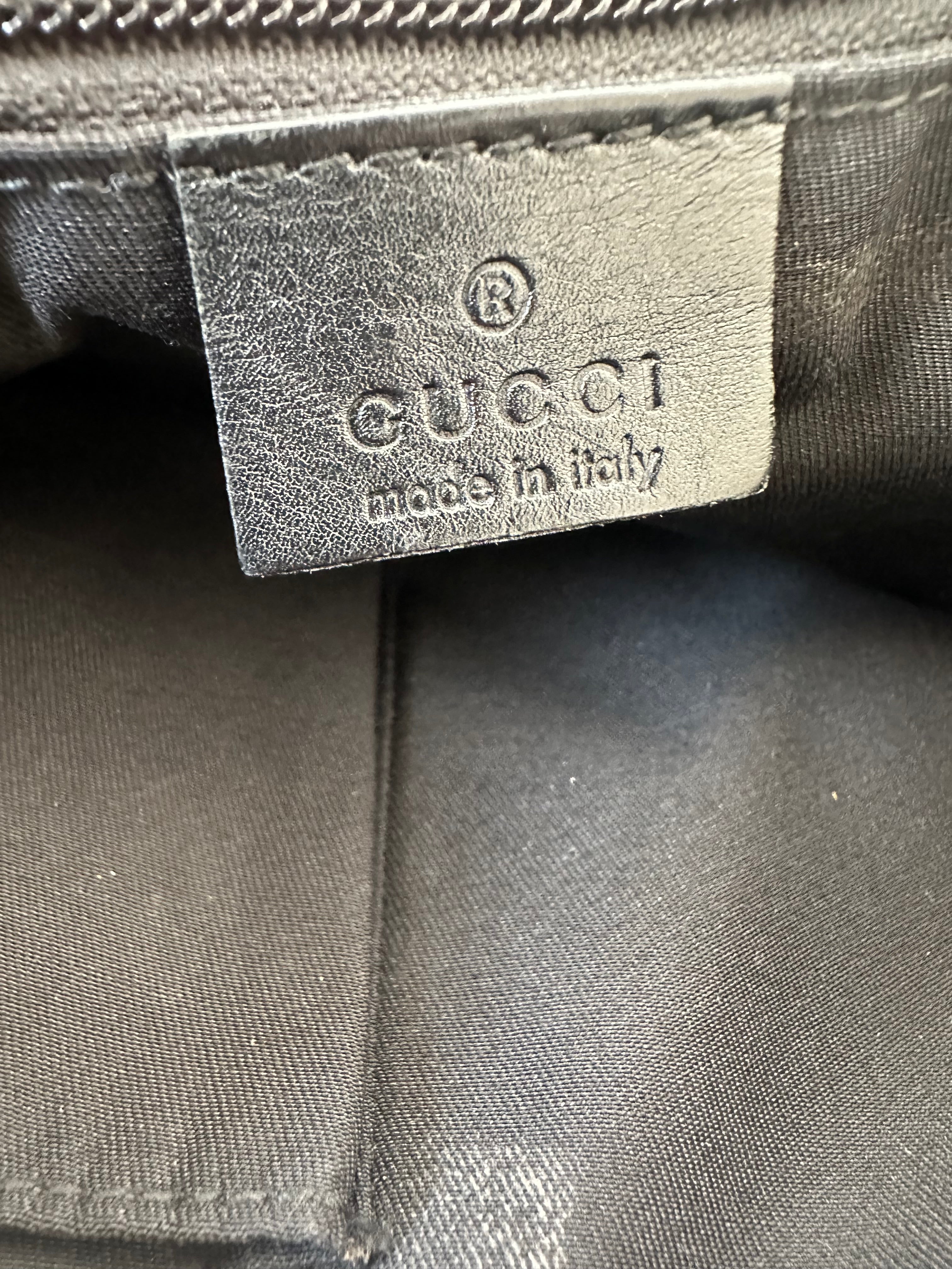 Gucci Messenger Black