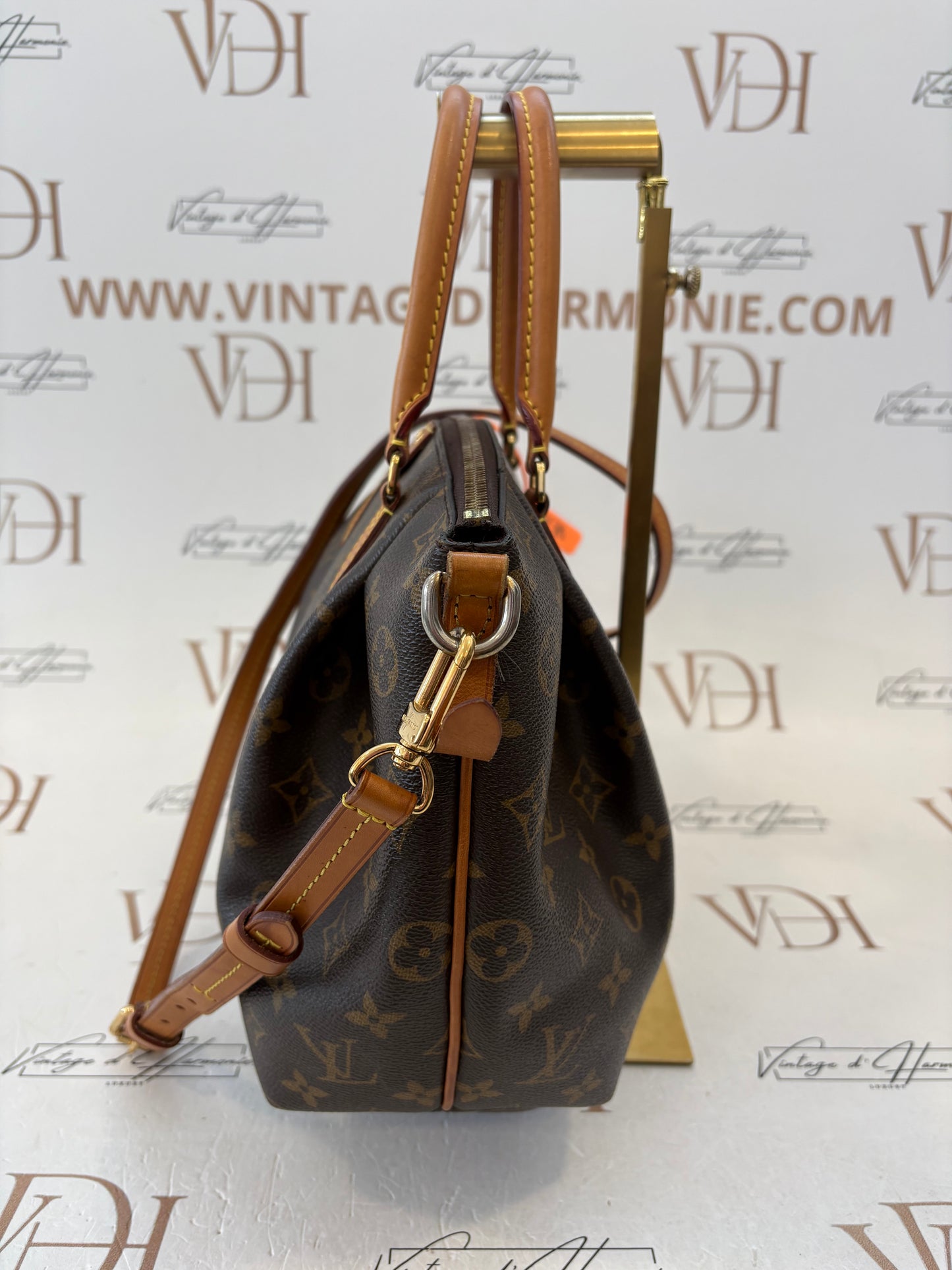 383820 - Louis Vuitton Turenne