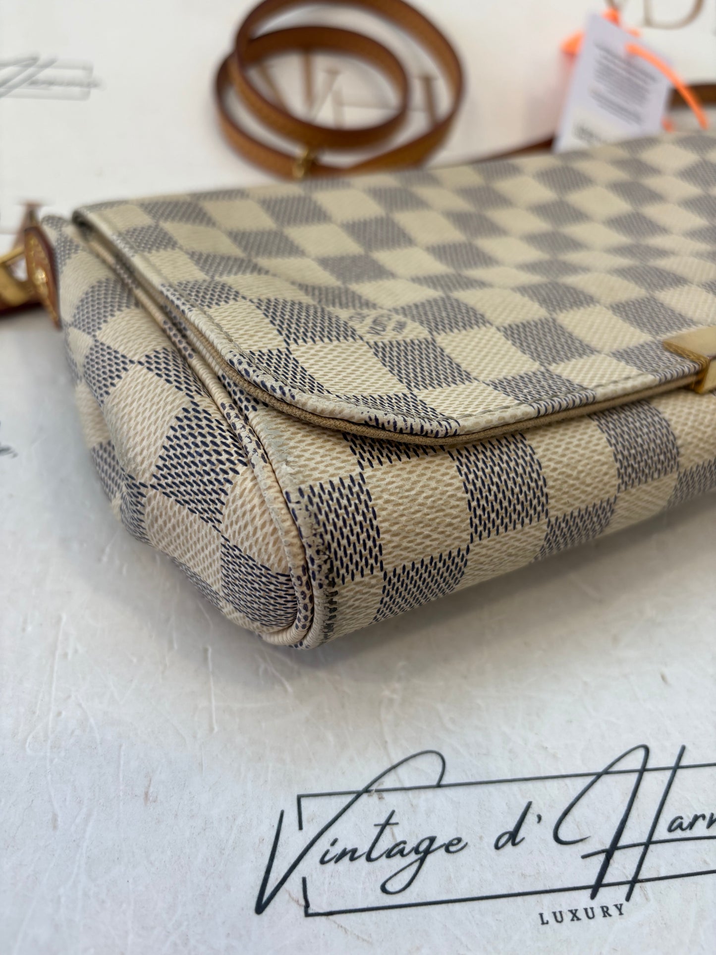 382891 - Louis Vuitton Favorite