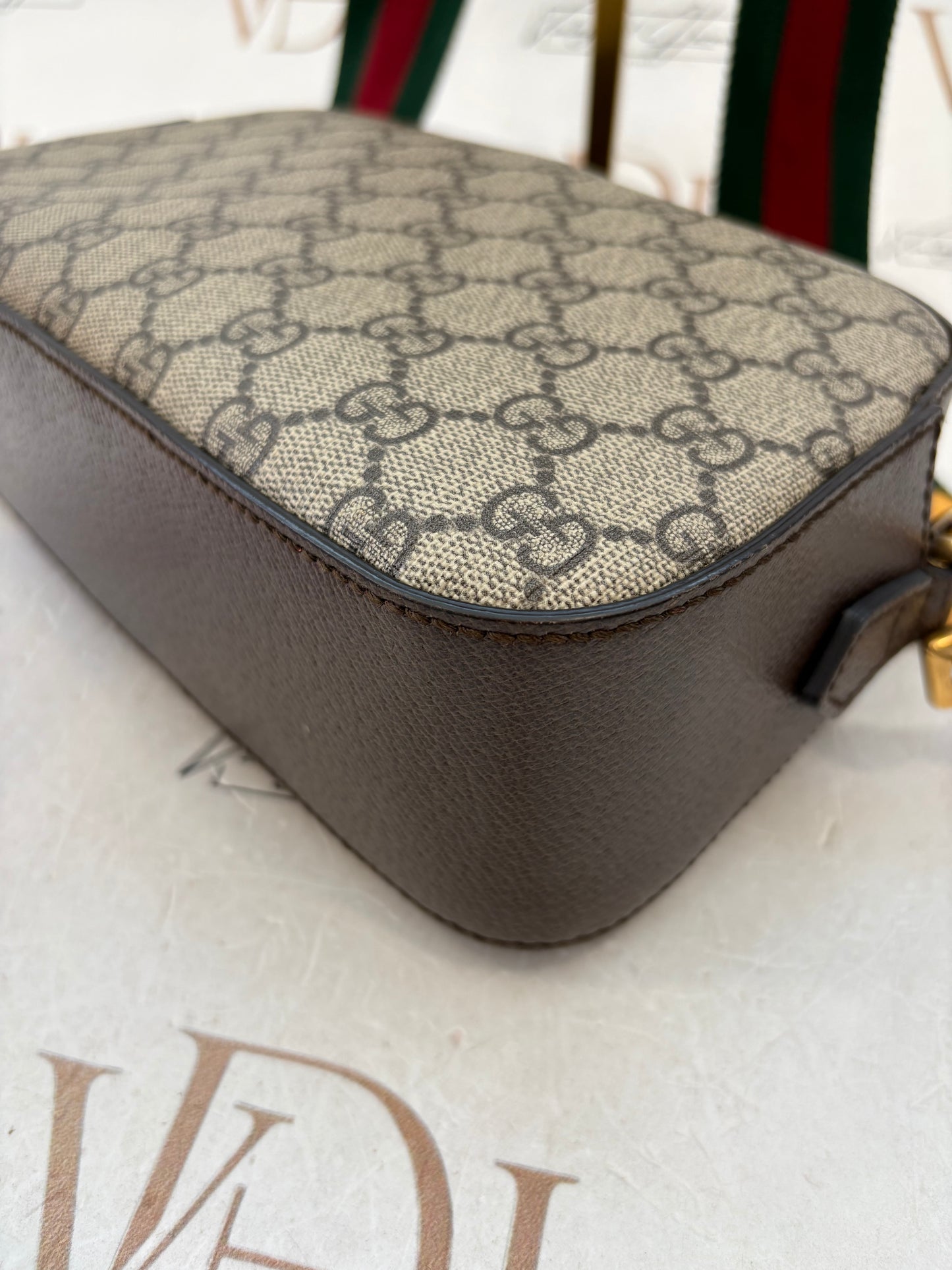 383957 - Gucci Neo Vintage