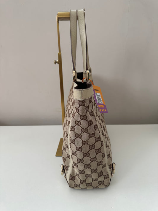 Gucci Abbey GG