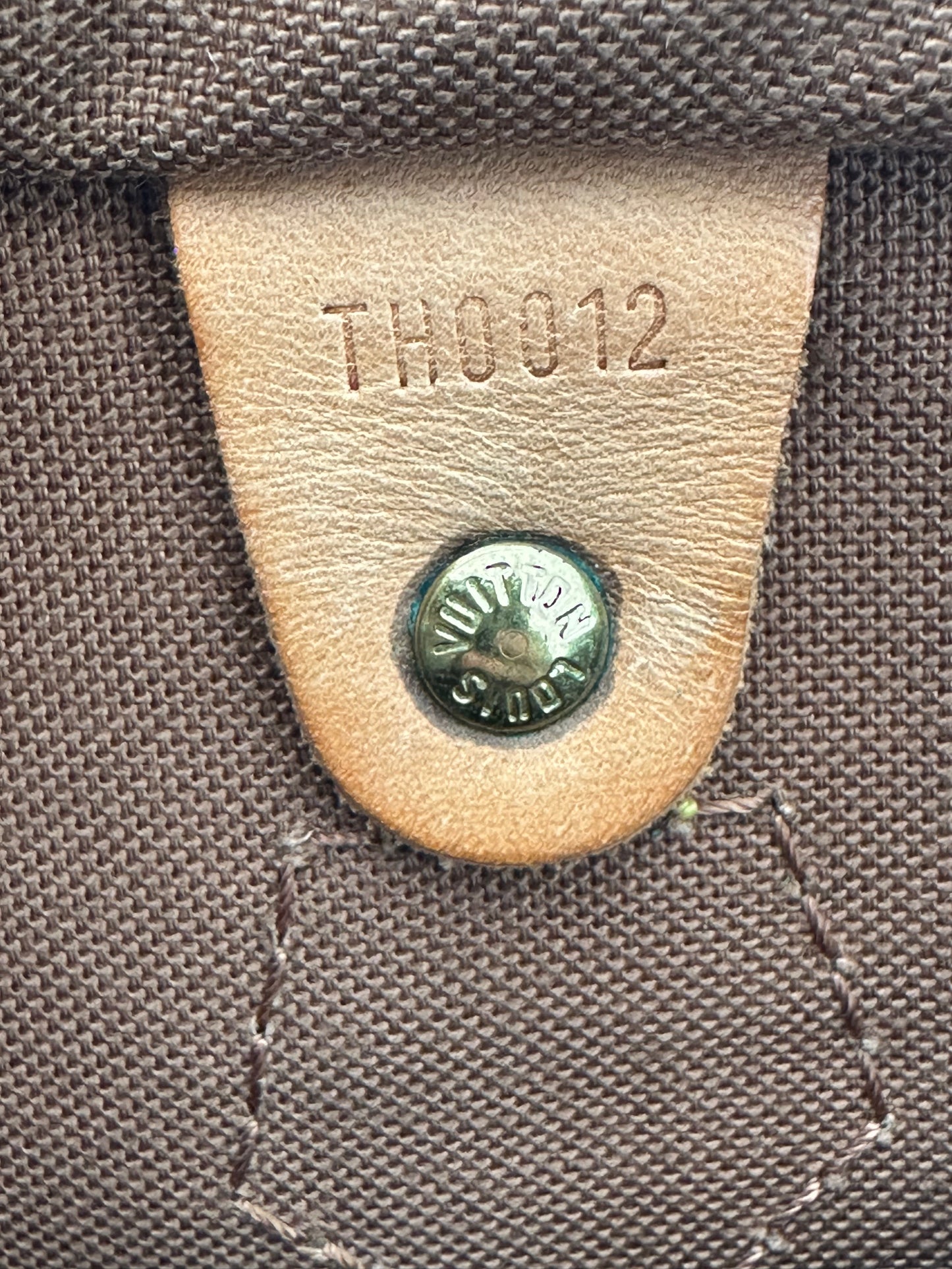Louis Vuitton Speedy 30
