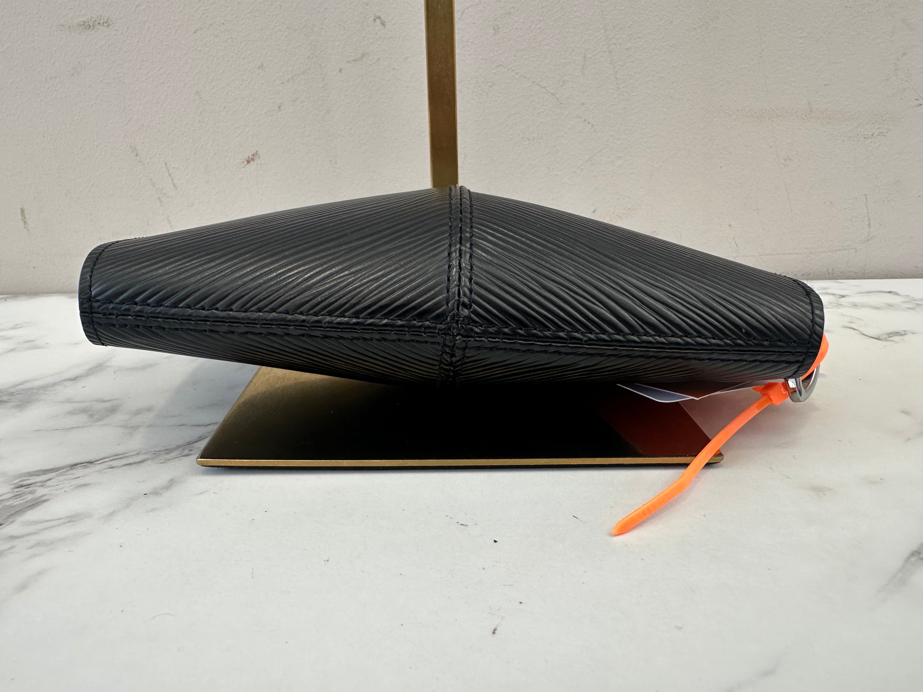 Louis Vuitton Monnaie Black Epi