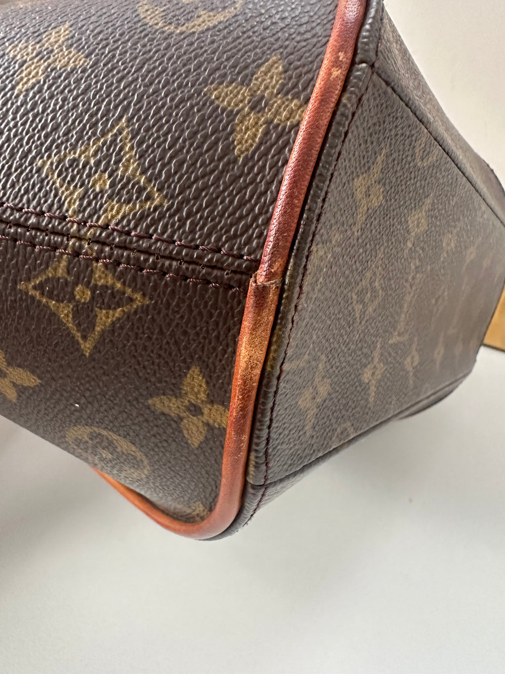 Louis Vuitton Ellipse MM