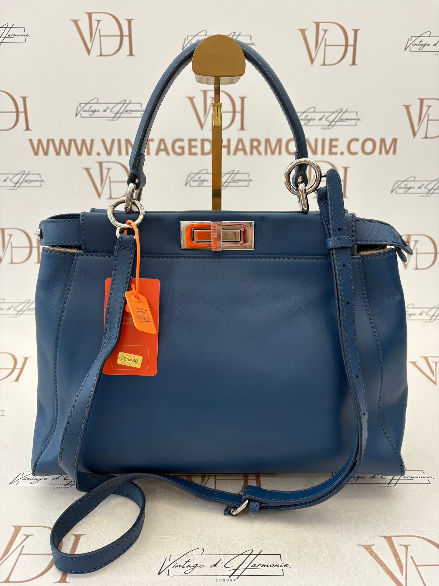 383480 - Fendi Peekaboo