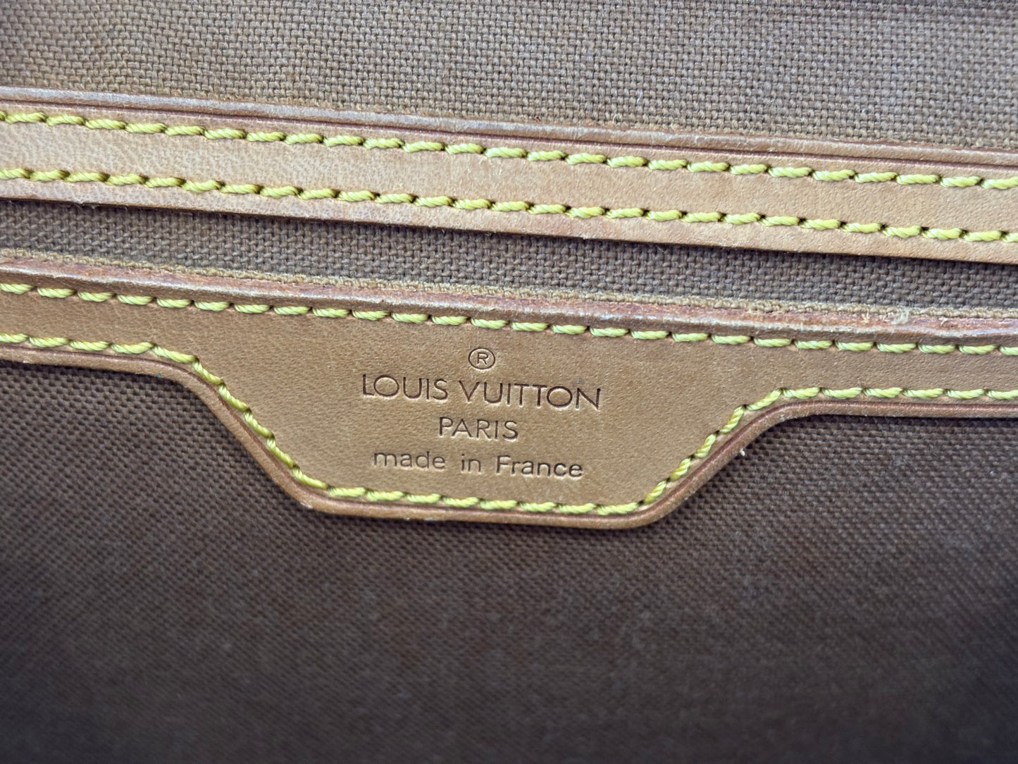 017112 - Louis Vuitton Belair