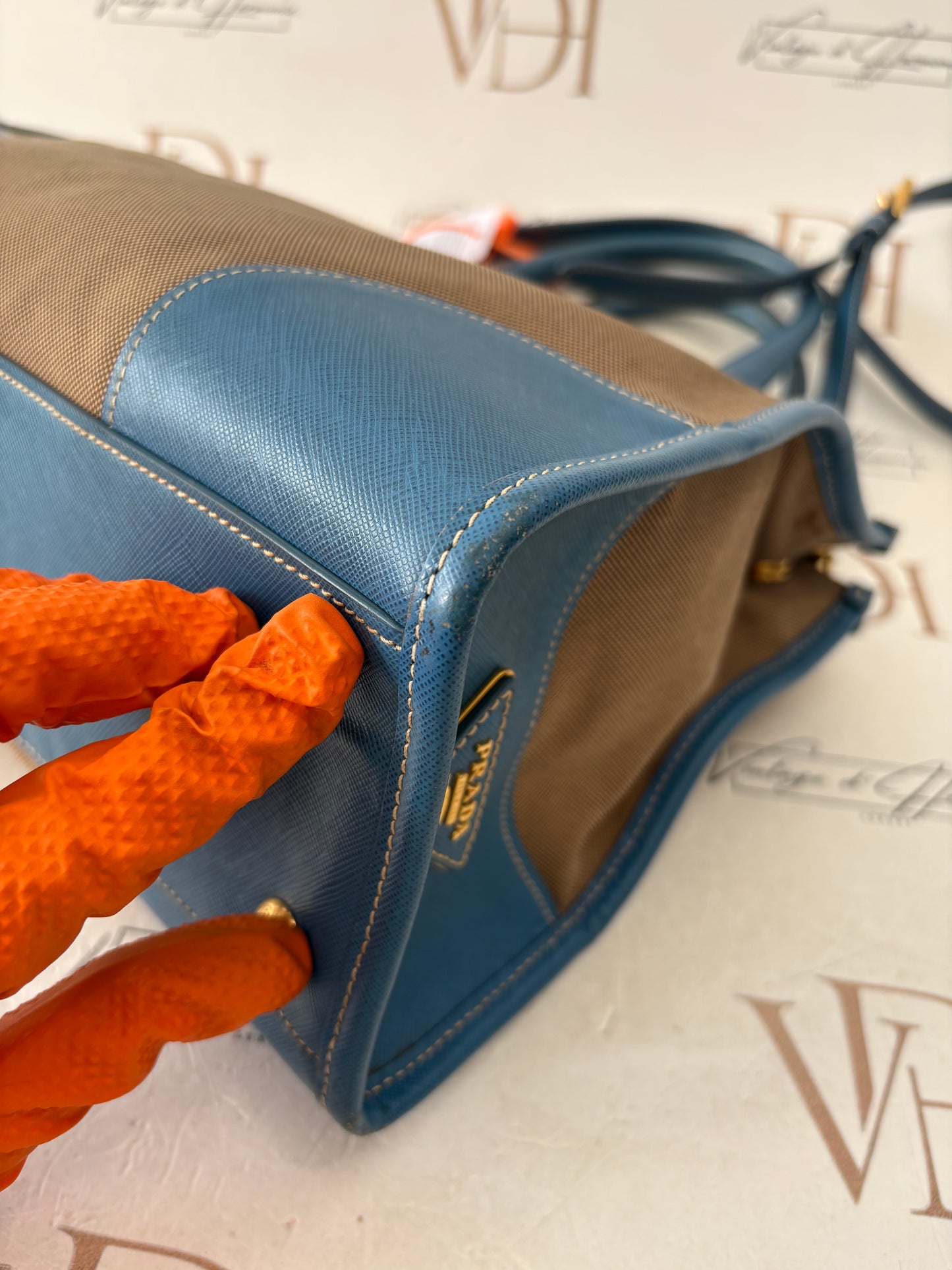 383517 - Prada Bag