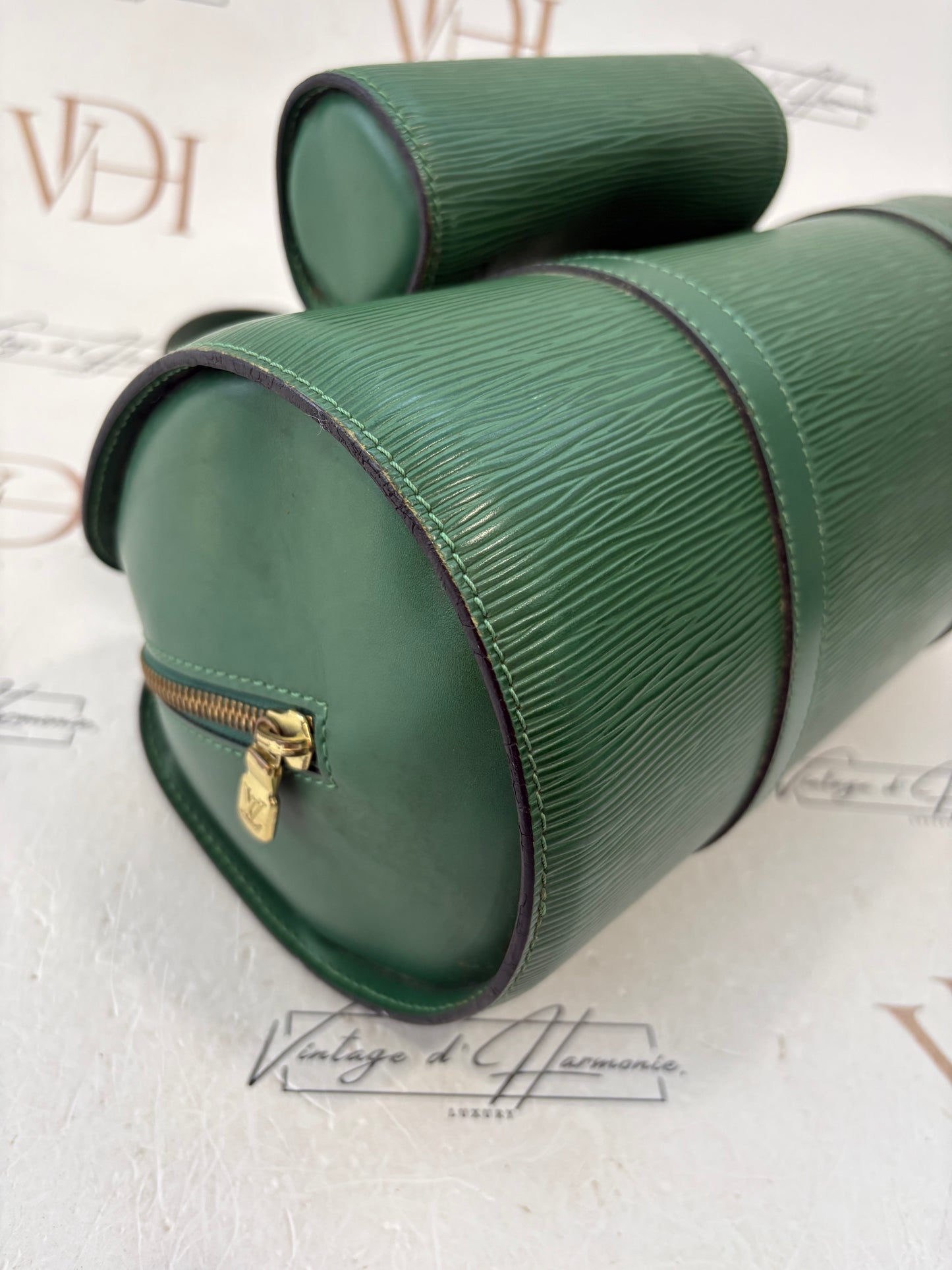 018206 - Louis Vuitton Green Epi