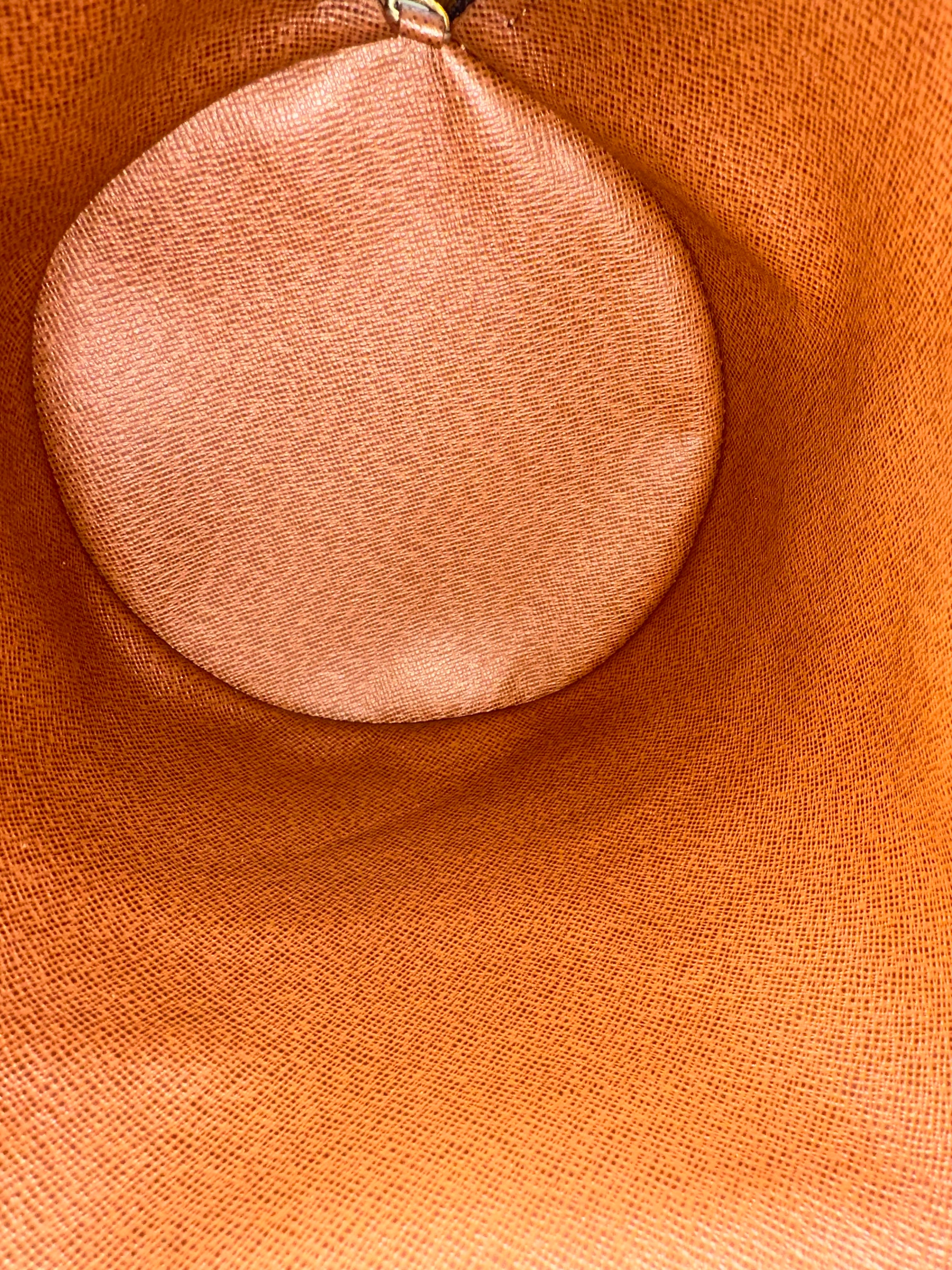 Louis Vuitton Papillon 30