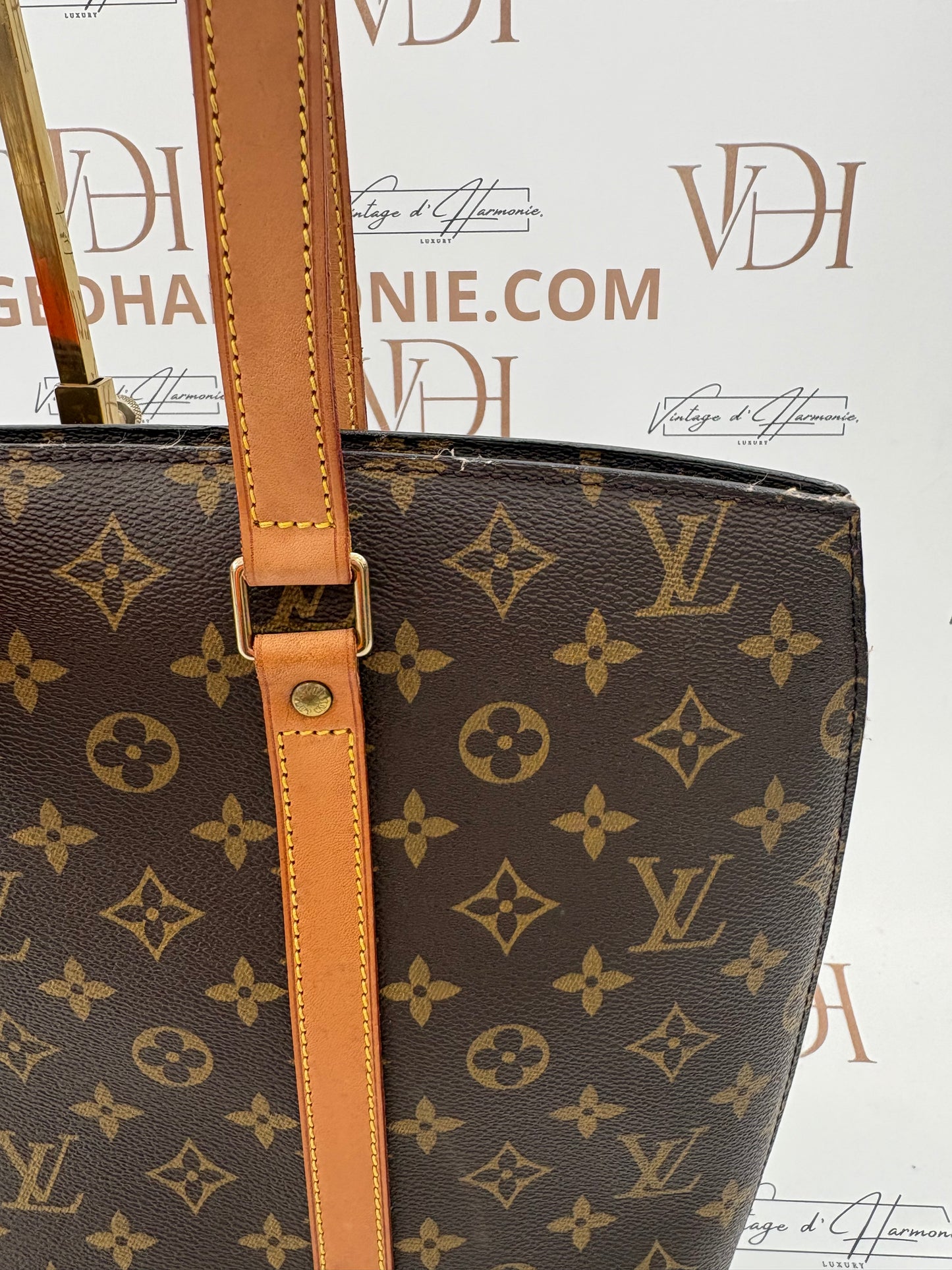 018719 - Louis Vuitton Babylone