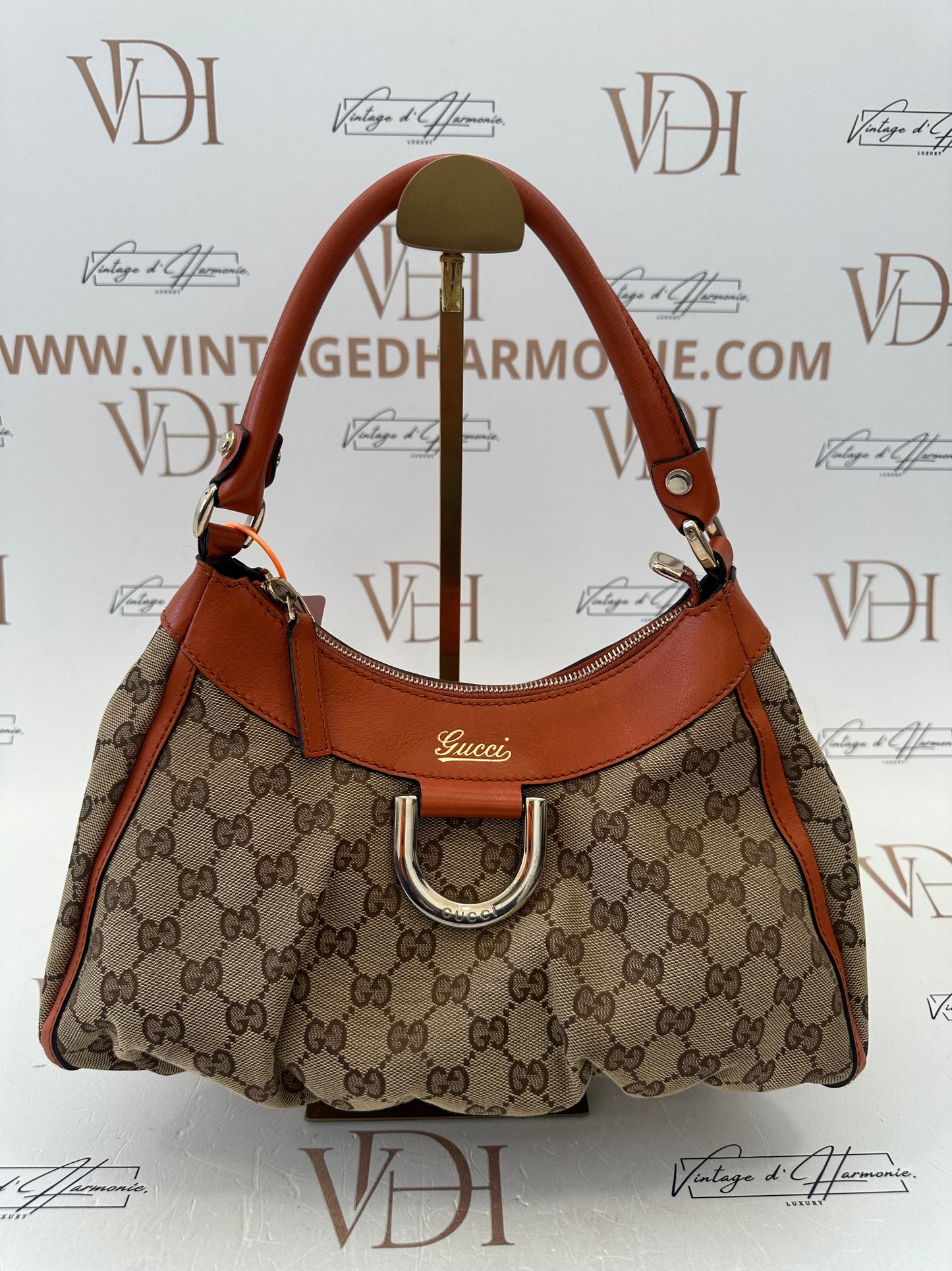 382519 - Gucci Abbey