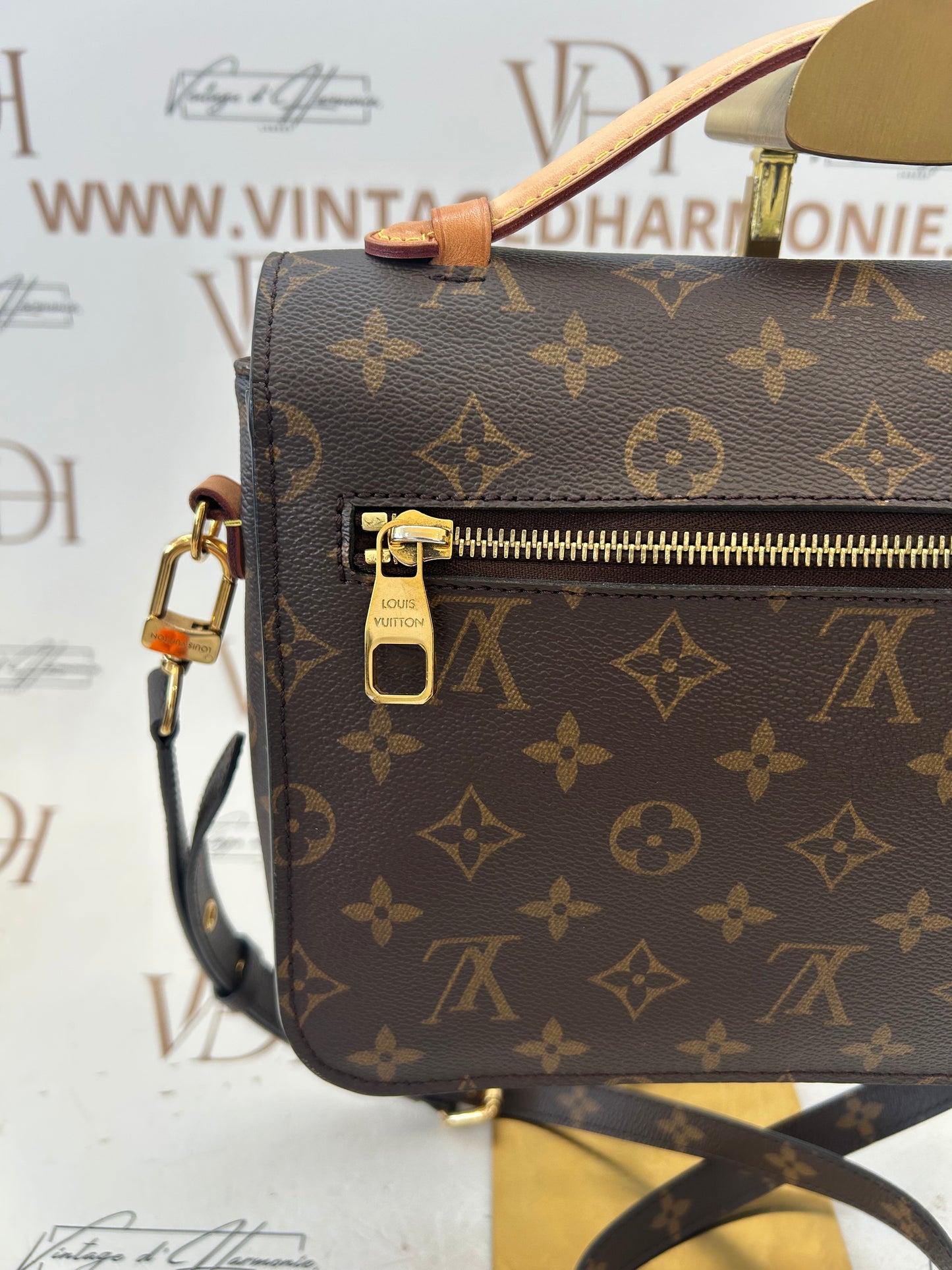201449 - Louis Vuitton Metis con tracolla